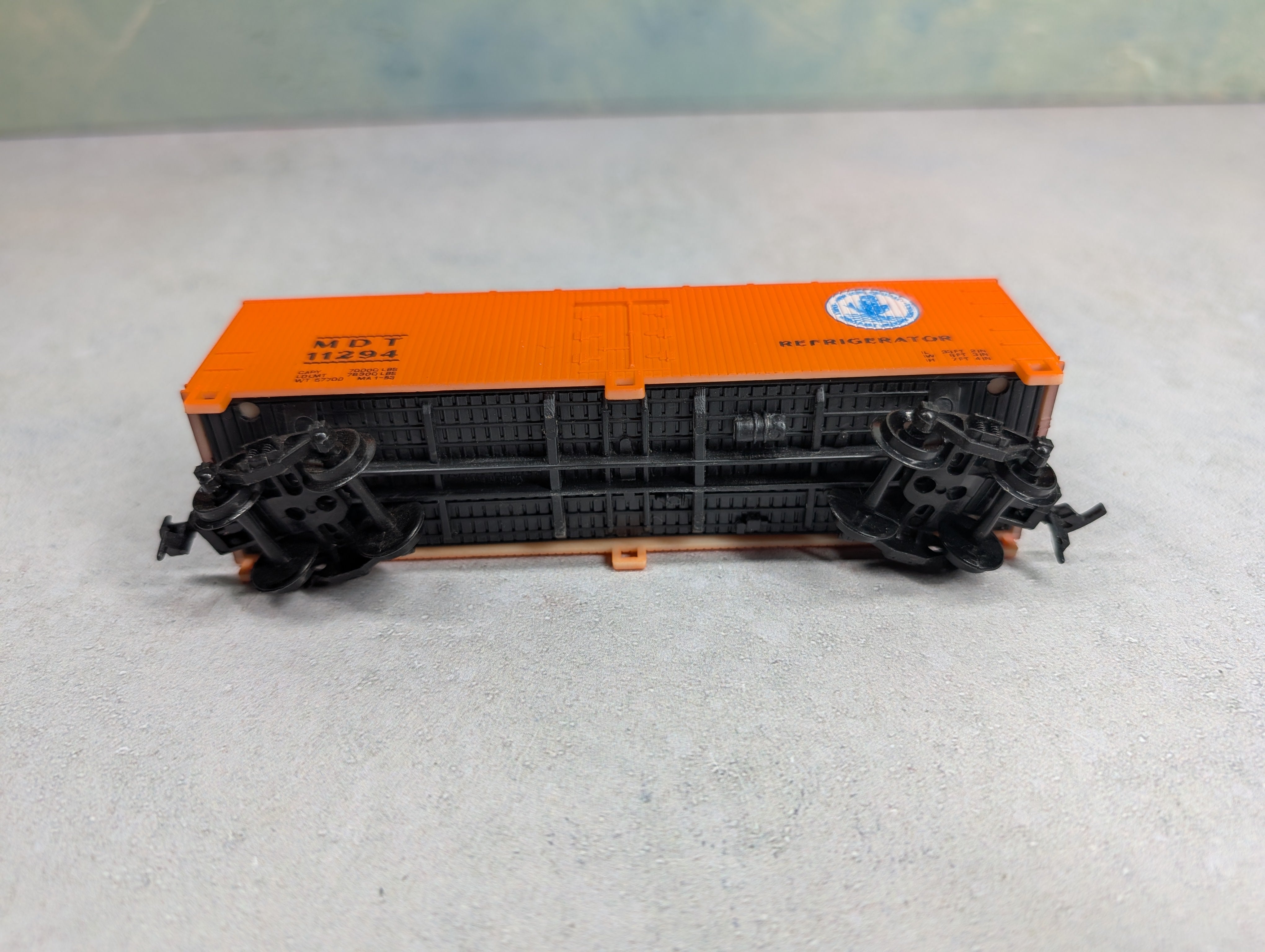 USED Life-Like HO Scale 38' Woodside Reefer Box Car New York Central MDT #11294 Bev-Bel