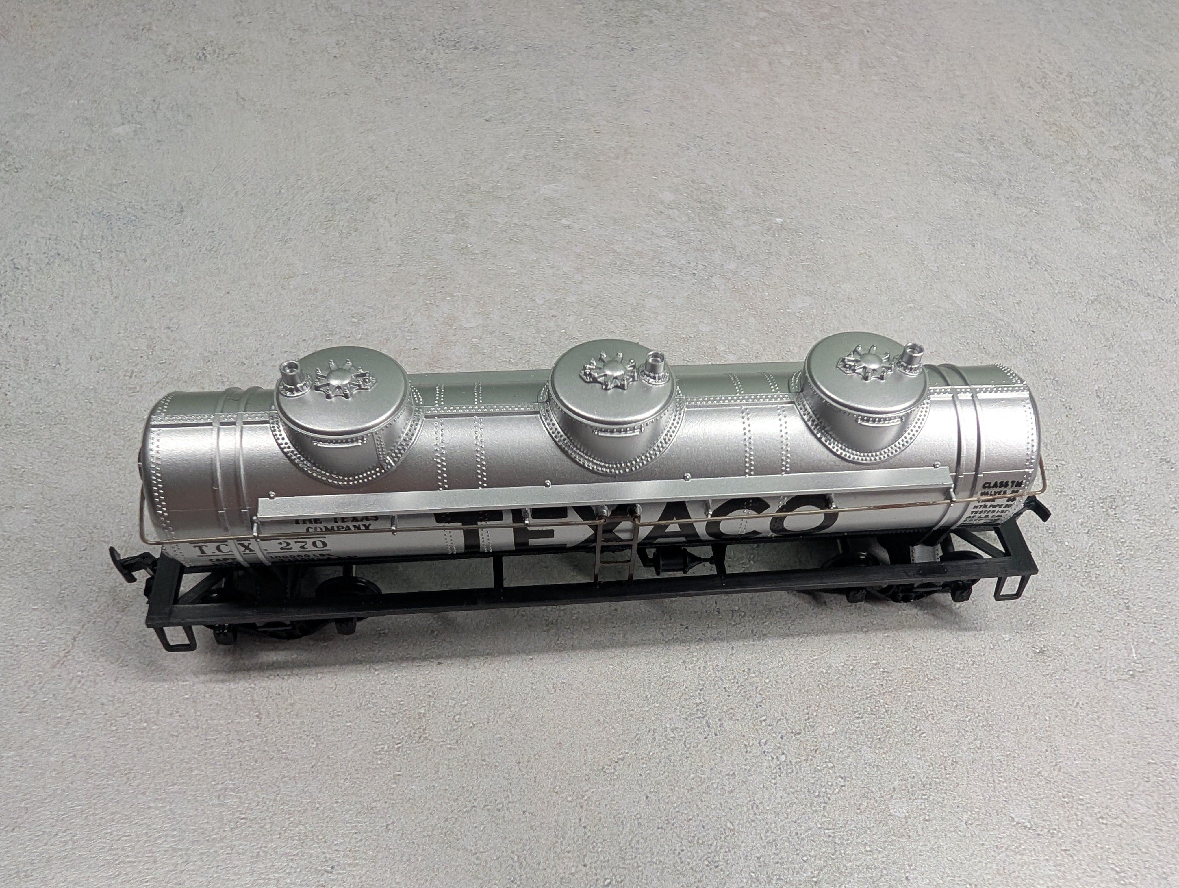 USED Athearn HO Scale Triple Dome Tank Car Texaco TCX #270