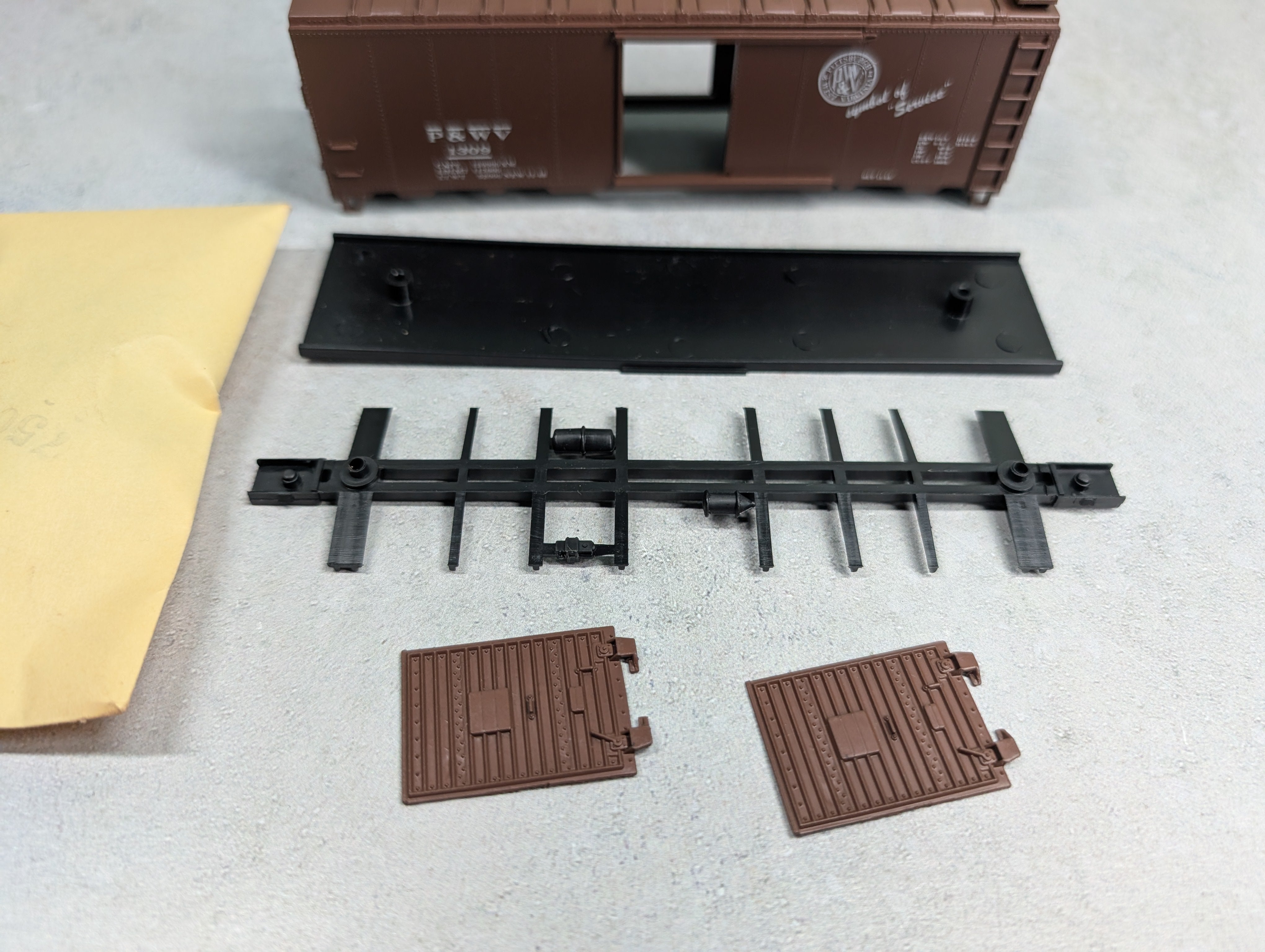 USED Athearn HO Scale 40' Box Car Pittsburgh & West Virginia P&WV #1309 Bev-Bel KIT