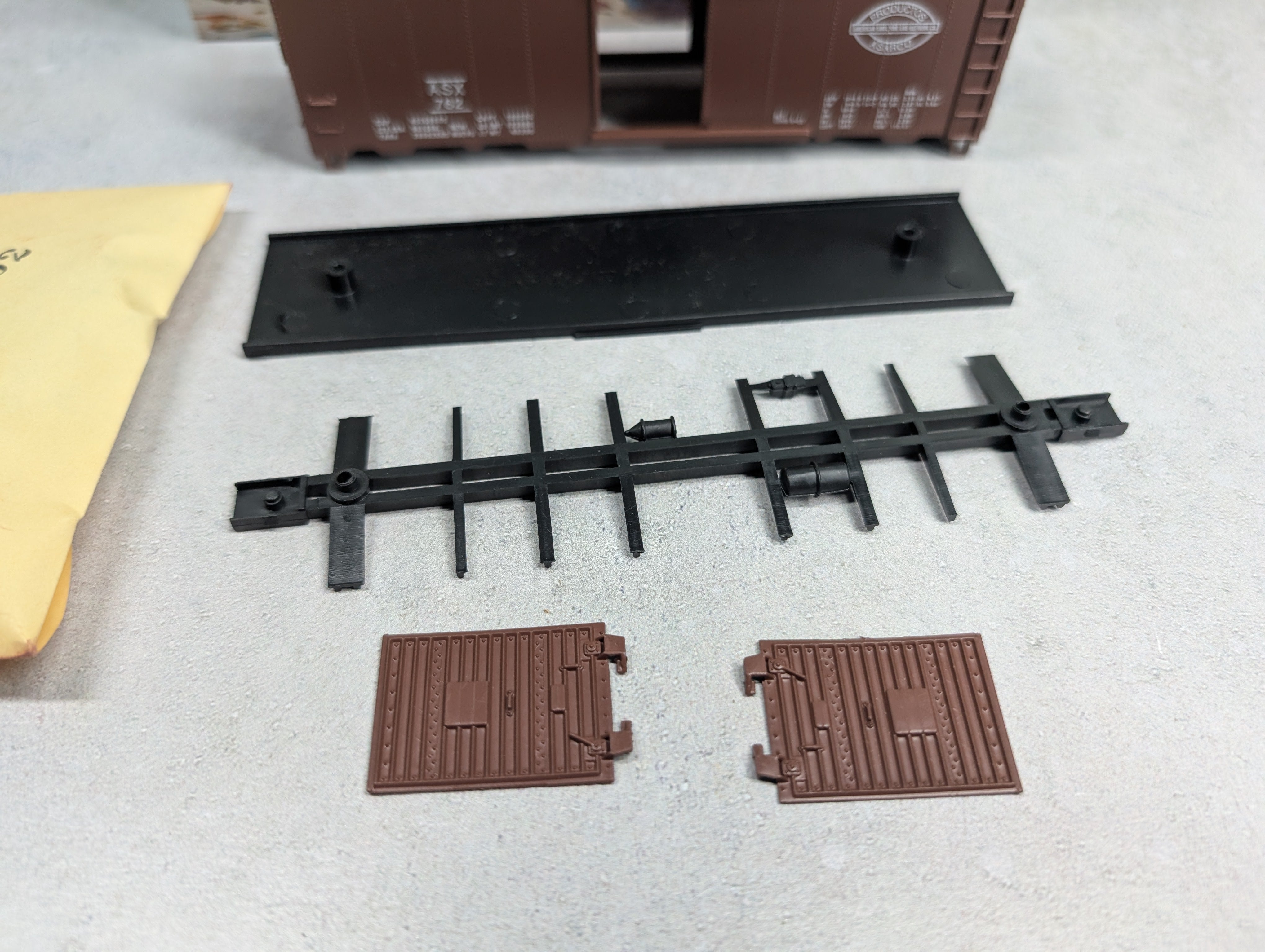 USED Athearn HO Scale 40' Box Car American Smelting ASX #762 Bev-Bel KIT