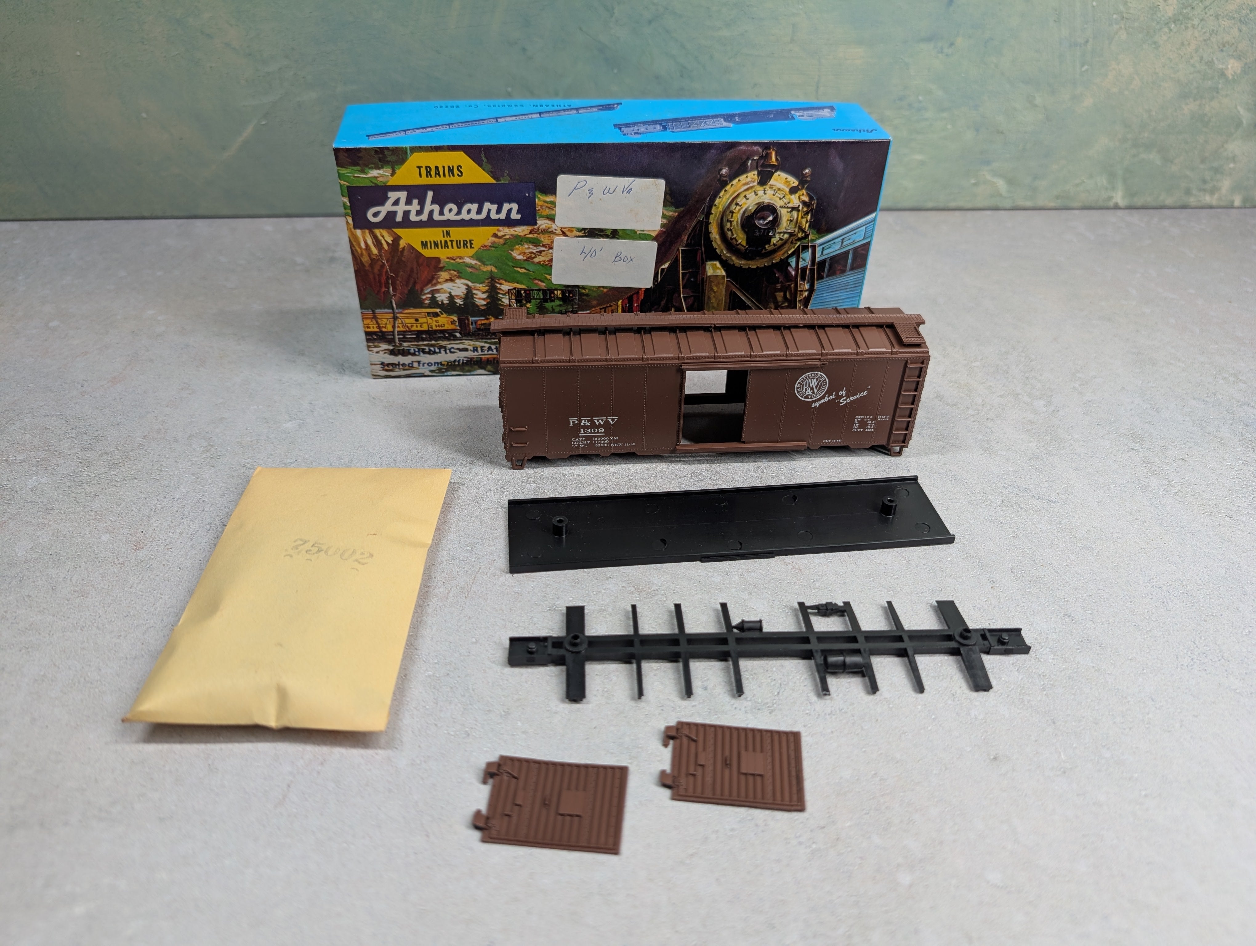 USED Athearn HO Scale 40' Box Car Pittsburgh & West Virginia P&WV #1309 Bev-Bel KIT