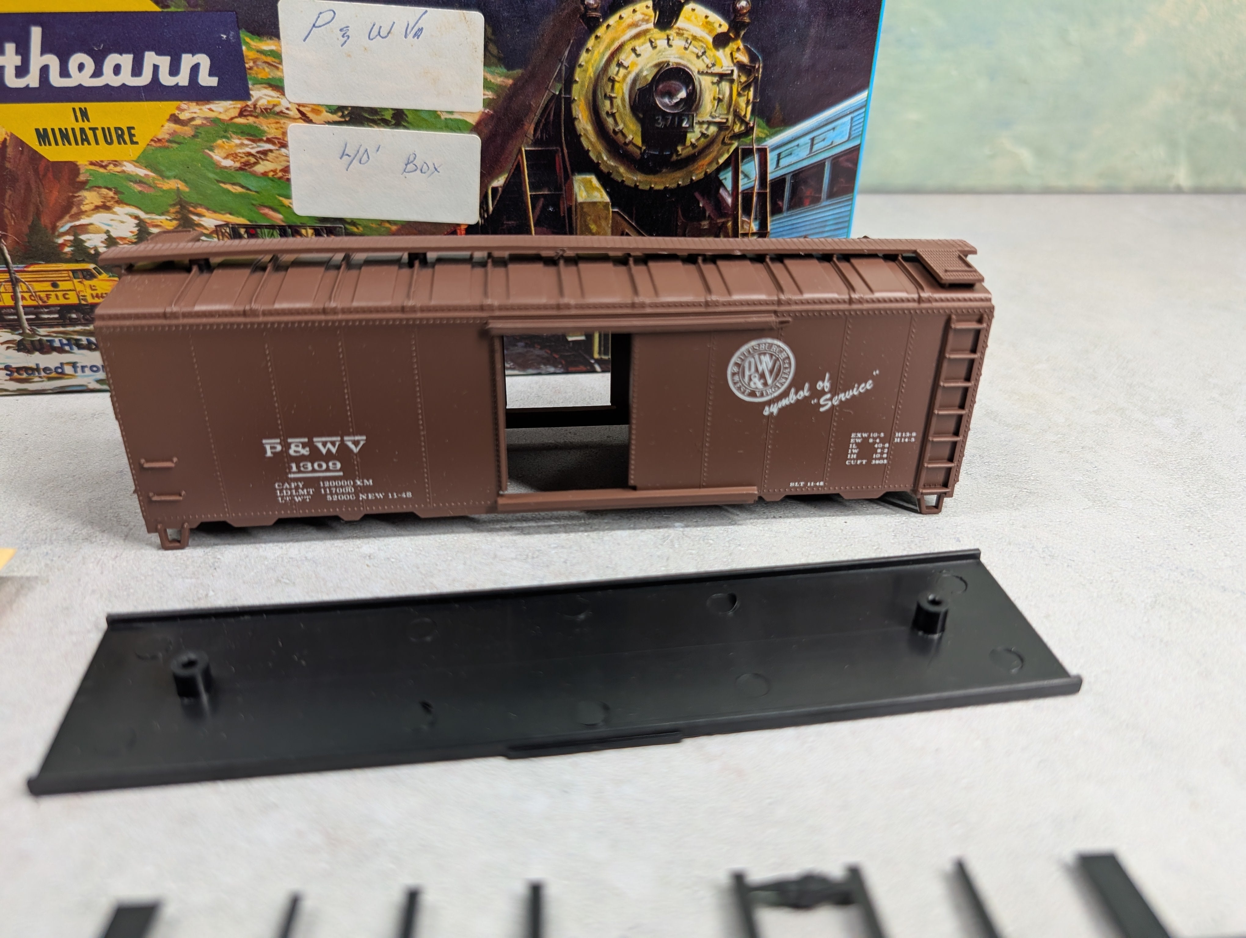 USED Athearn HO Scale 40' Box Car Pittsburgh & West Virginia P&WV #1309 Bev-Bel KIT