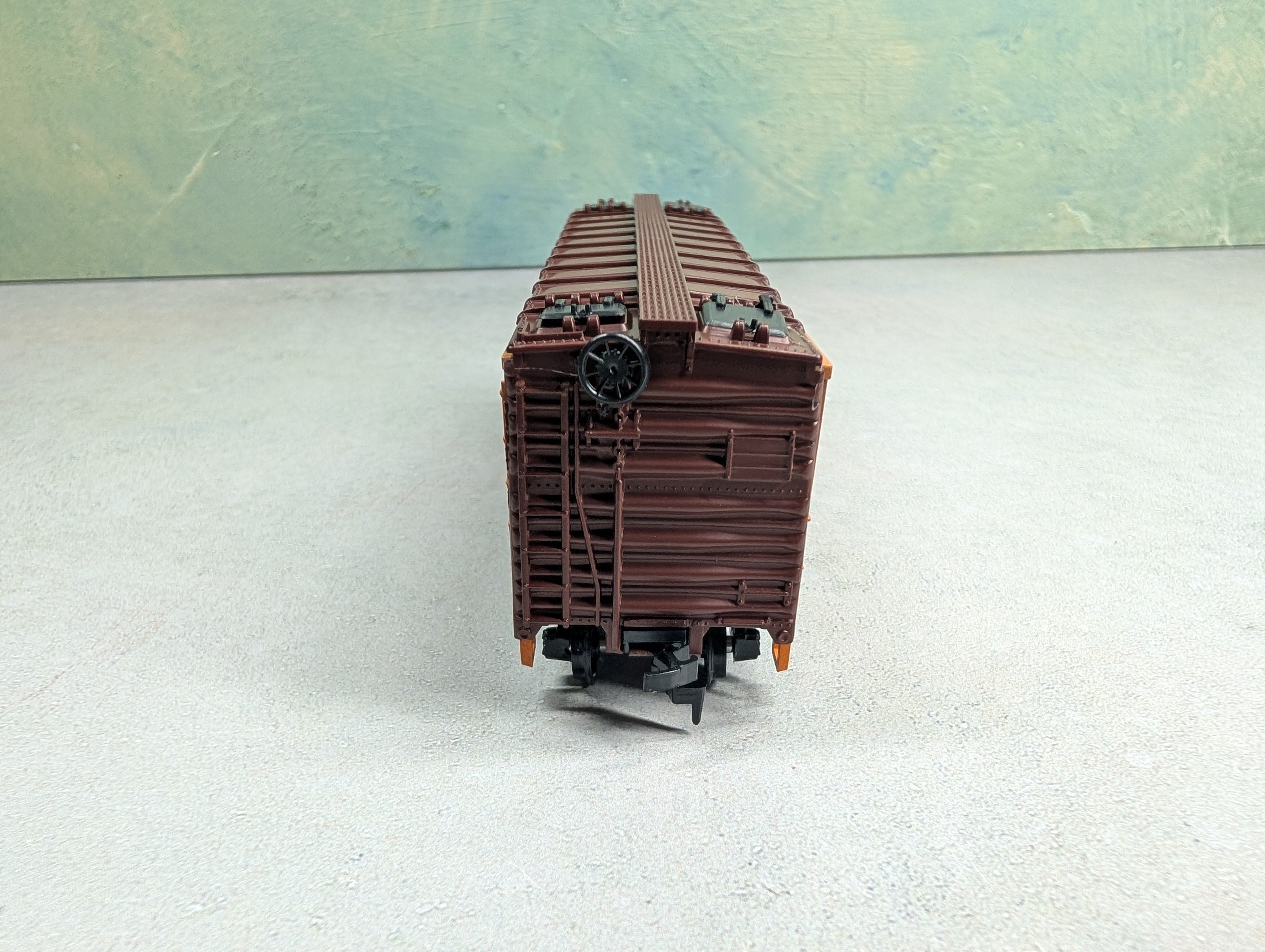 USED Athearn HO Scale 40' Wooden Reefer Box Car Union Refrigerator Transit Lines URTX #5626