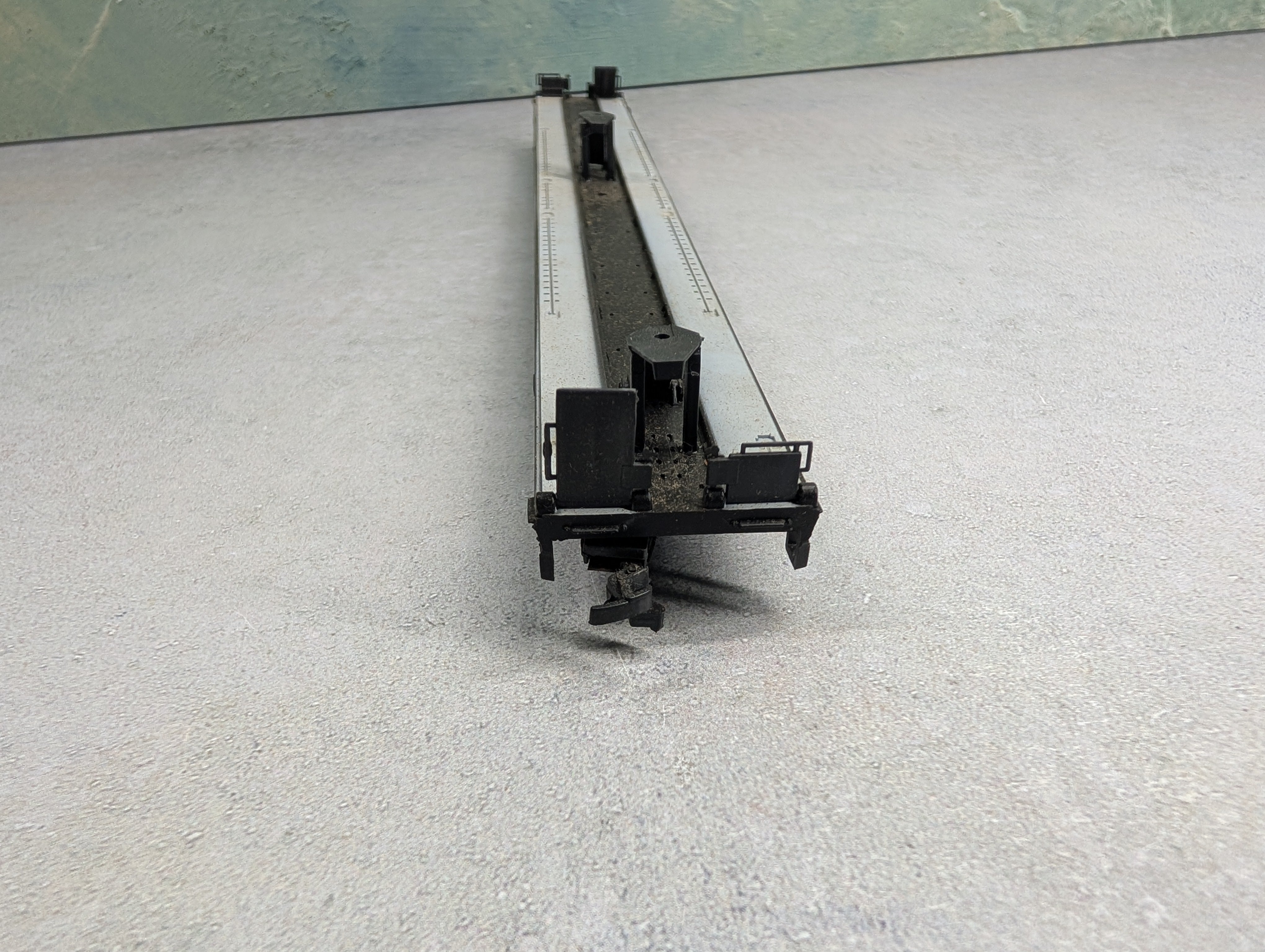 USED Athearn HO Scale 86' Flat Car w/ 2 Trailers Chesapeake and Ohio C&O #81419