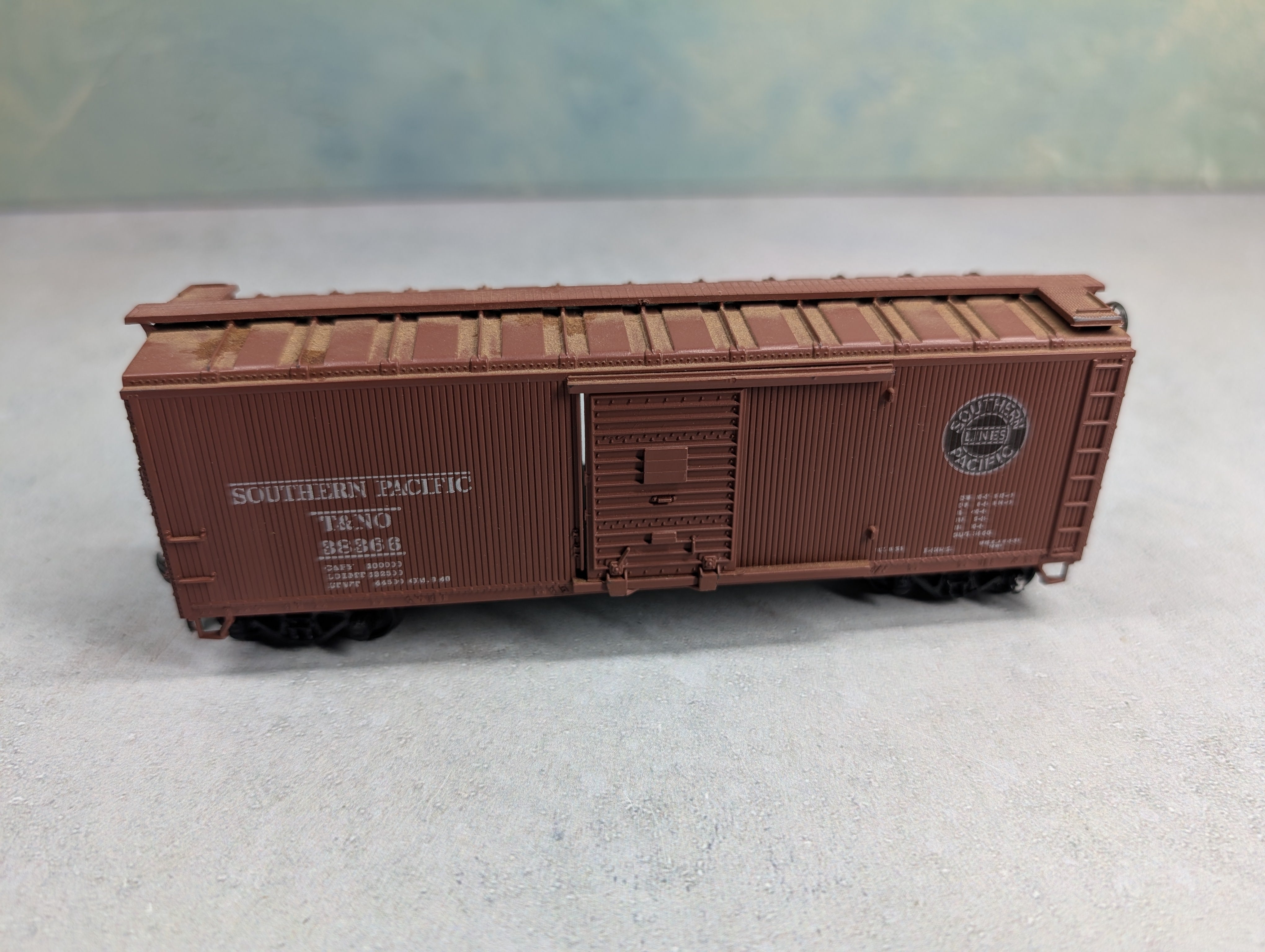USED Athearn HO Scale 40' Wood Side Box Car Southern Pacific T&NO #38366