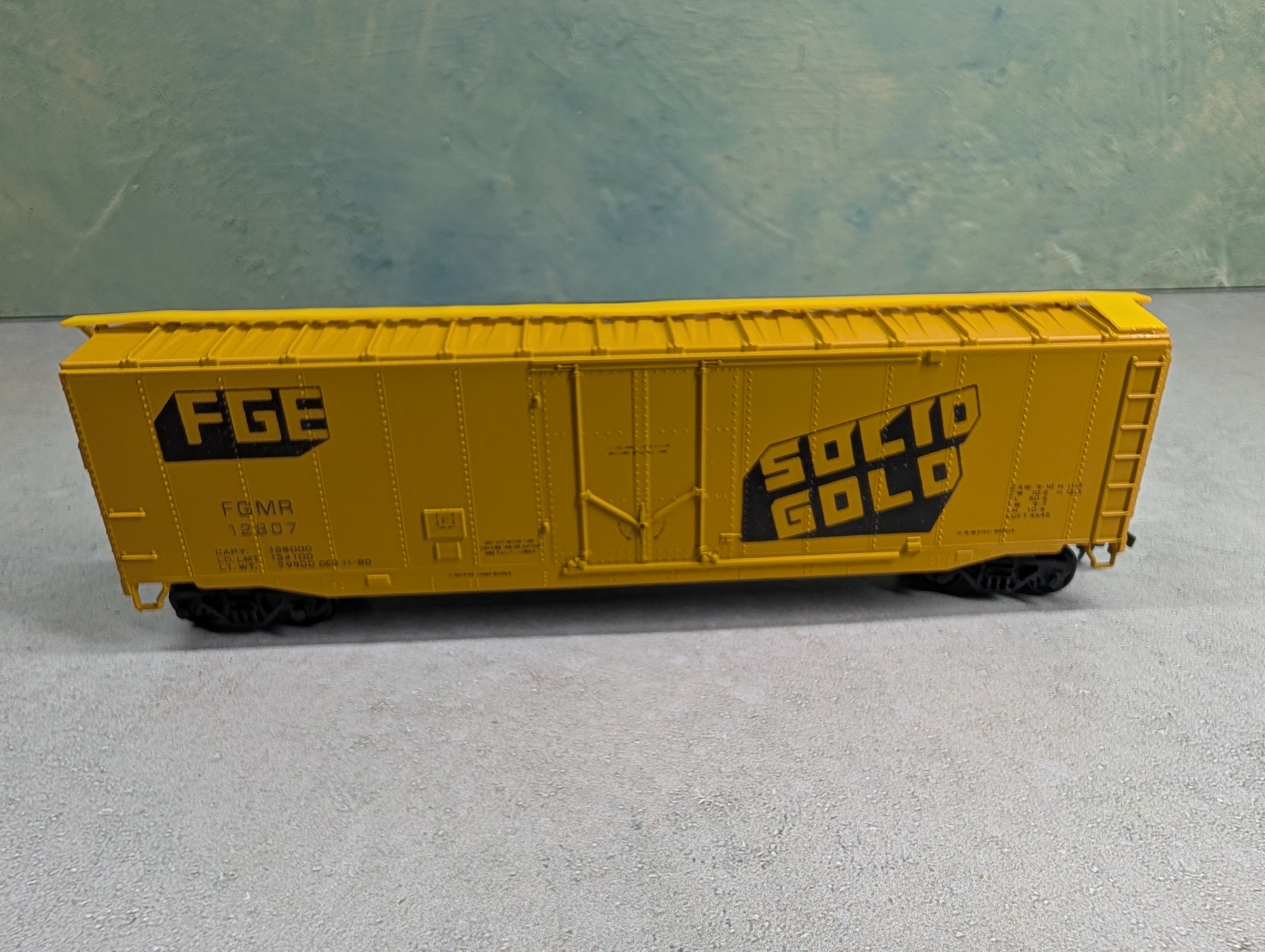 USED Athearn HO Scale 50' PD Box Car Fruit Growers Express FGMR #12807