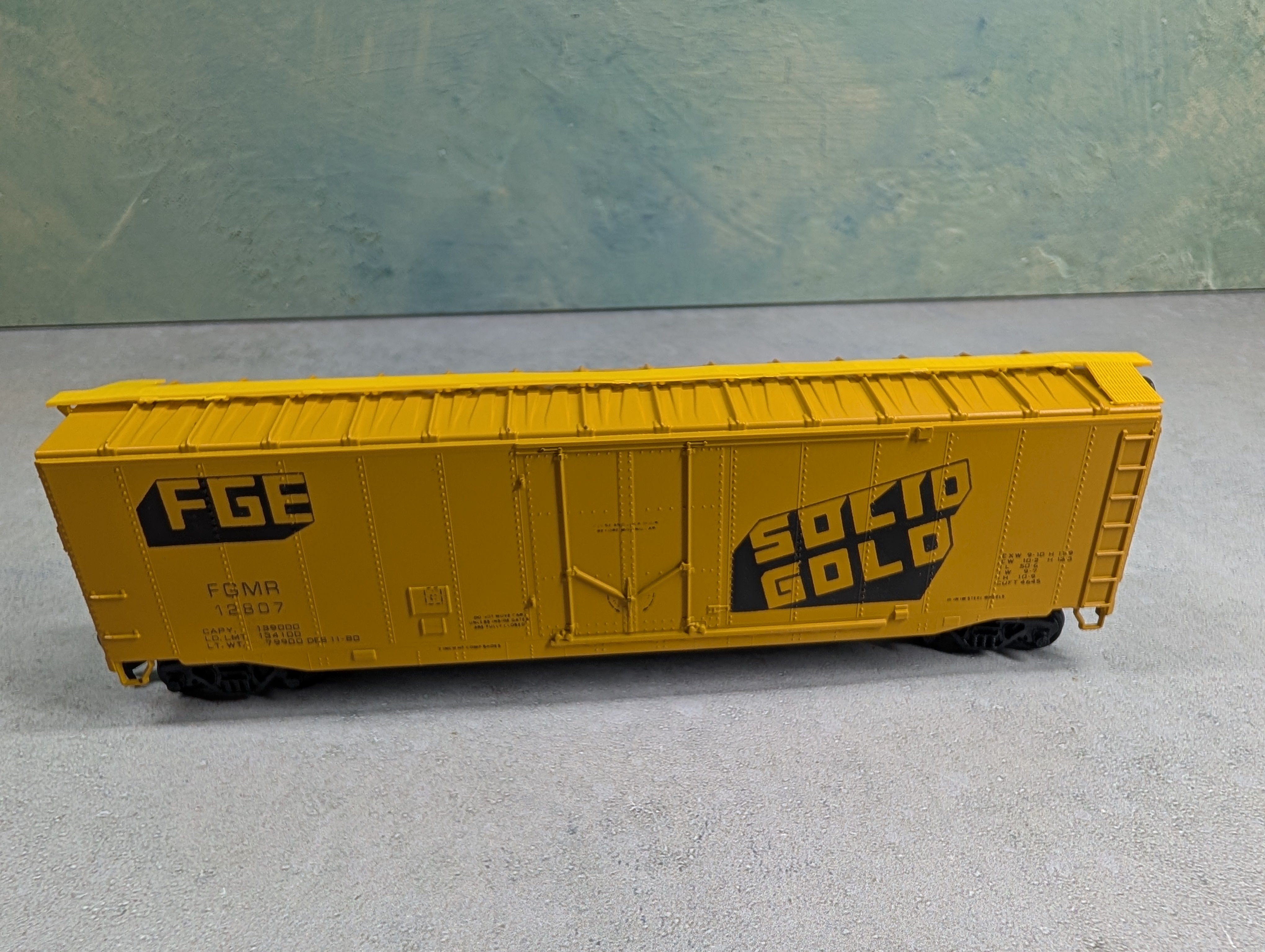 USED Athearn HO Scale 50' PD Box Car Fruit Growers Express FGMR #12807