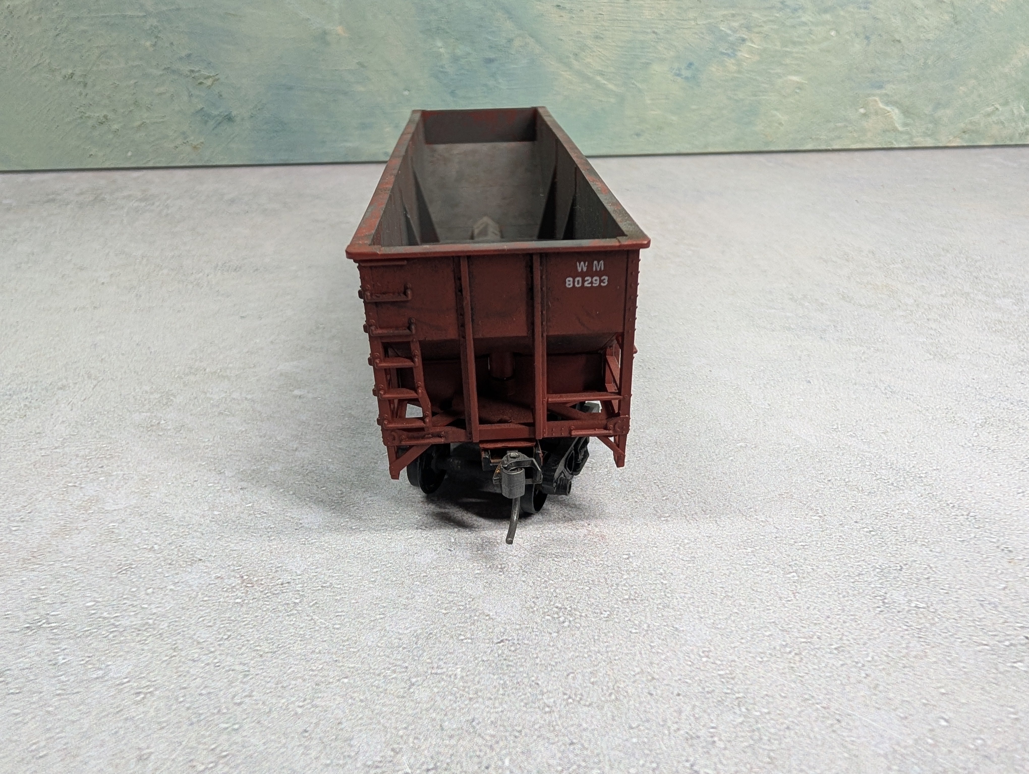 USED Stewart Hobbies 10003 HO Scale NYC/AAR 70 Ton 14 Panel Triple Hopper Western Maryland WM #80293 Weathered