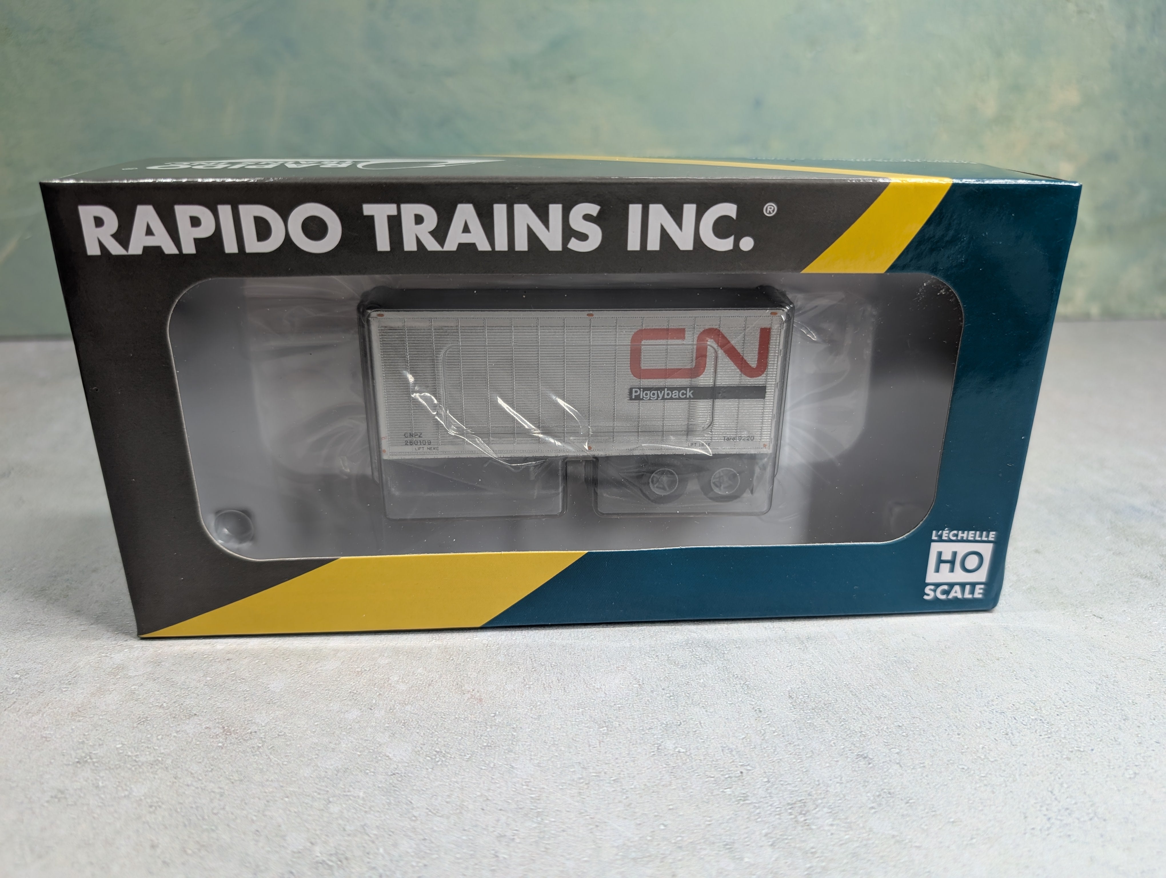 Rapido 403089 HO Scale 26' Can-Car Trailer w/ Side Door Piggyback Canadian National CNPZ #260109