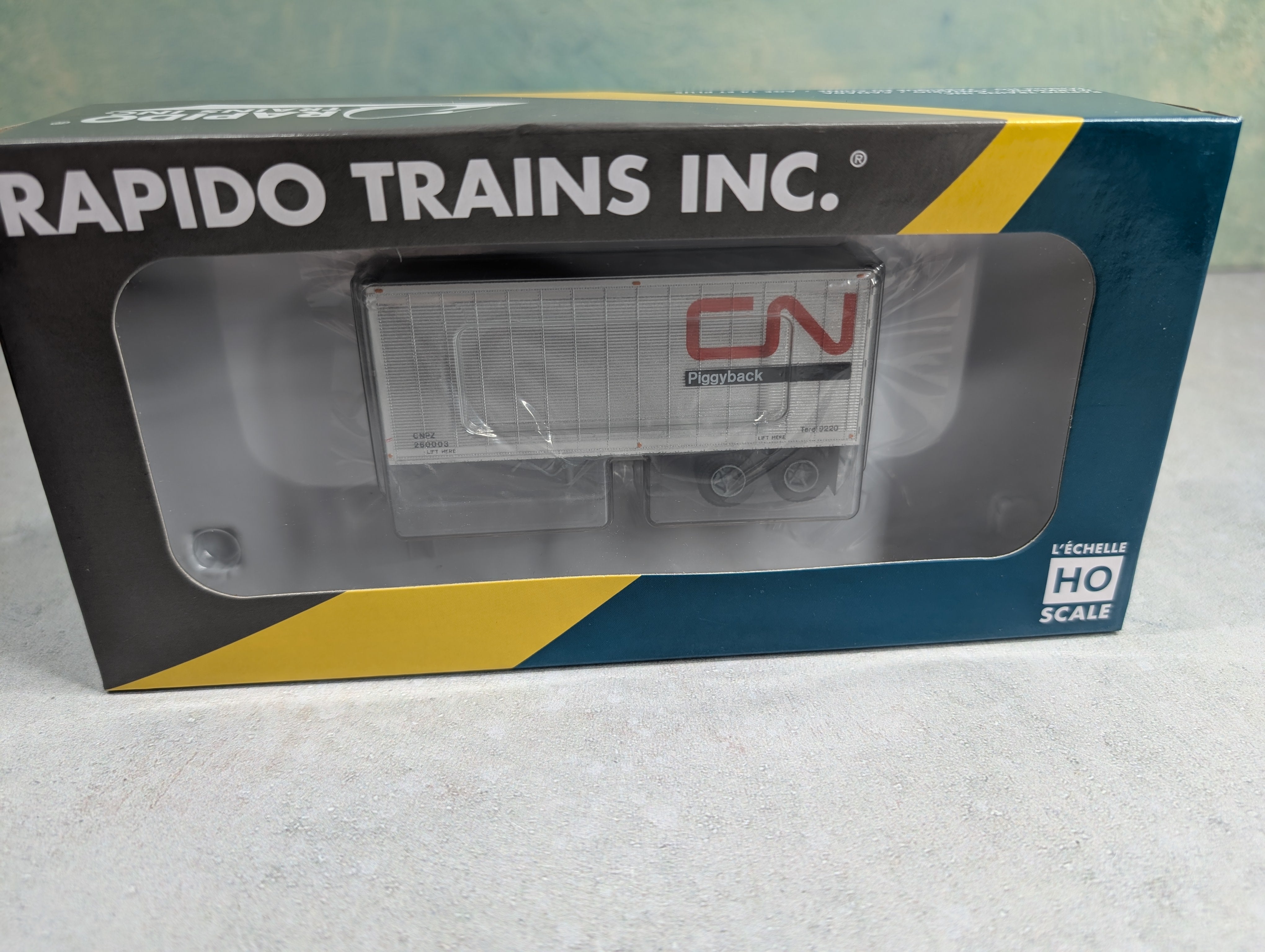 Rapido 403088 HO Scale 26' Can-Car Trailer w/ Side Door Piggyback Canadian National CNPZ #260003