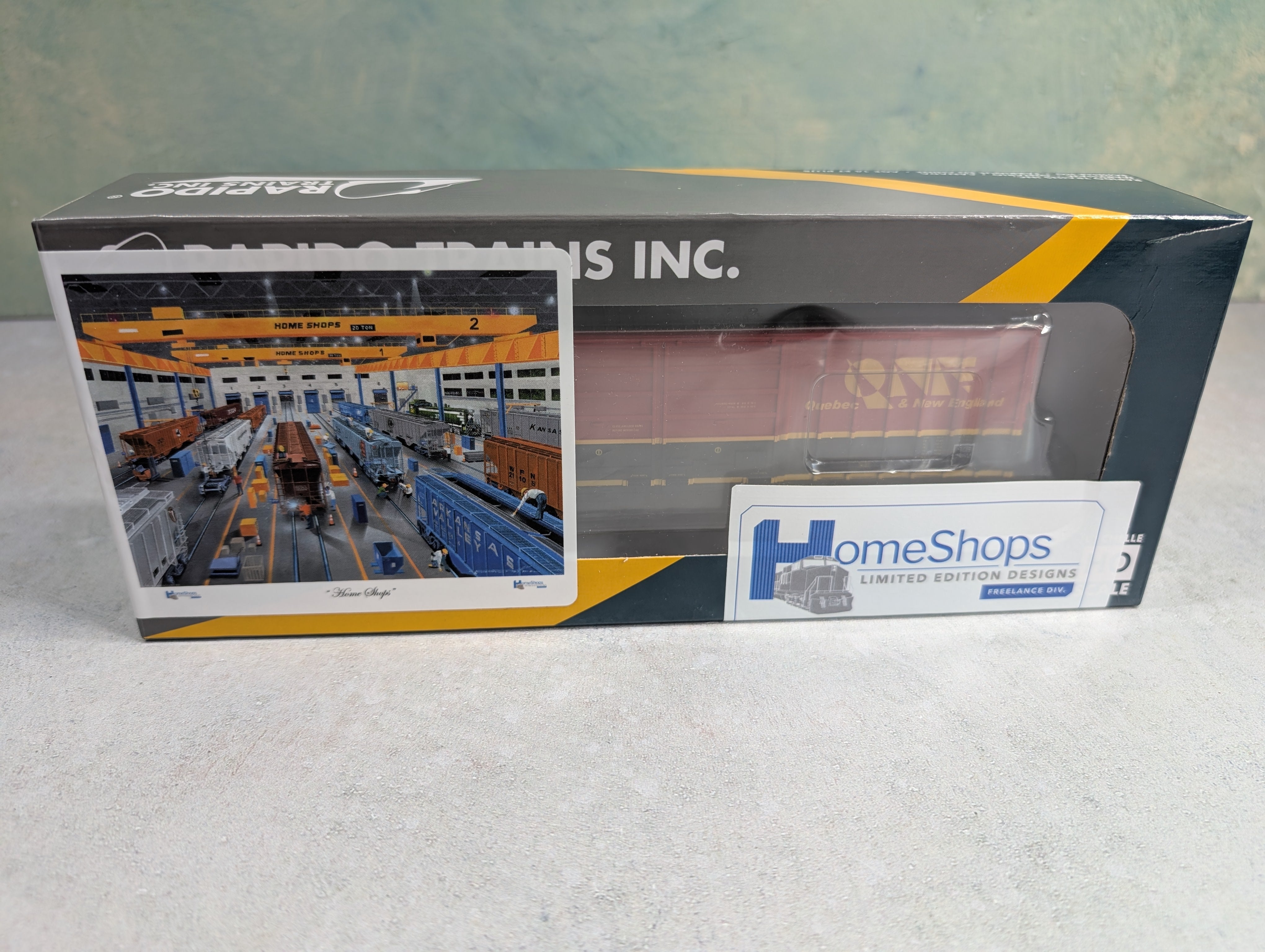Rapido HFB-030-004 HO Scale PC&F 5258 DD 50' Boxcar Quebec & New England QNE #572189 Home Shops