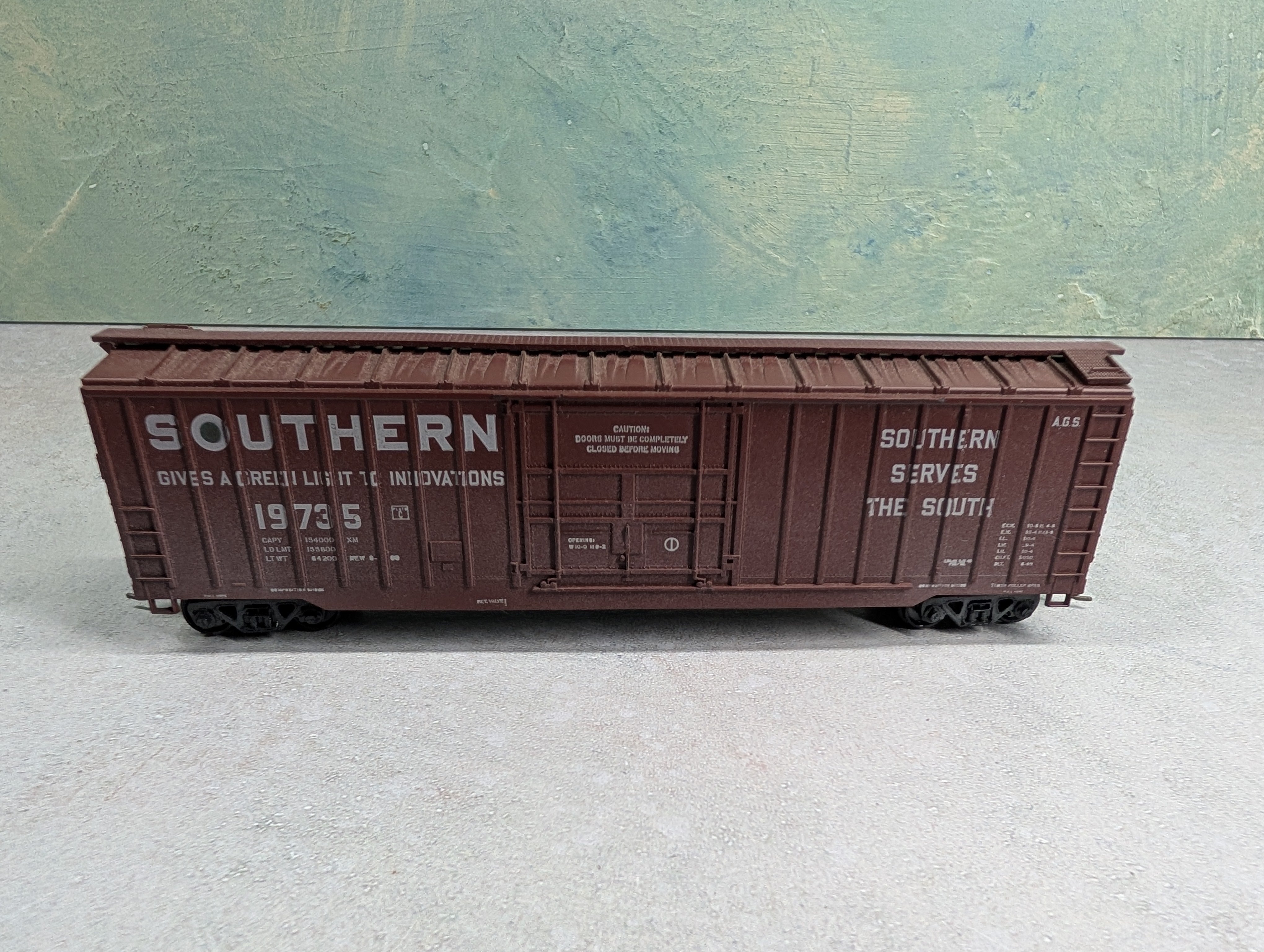 USED Athearn HO Scale 50' Box Car Southern #19735 Weathered