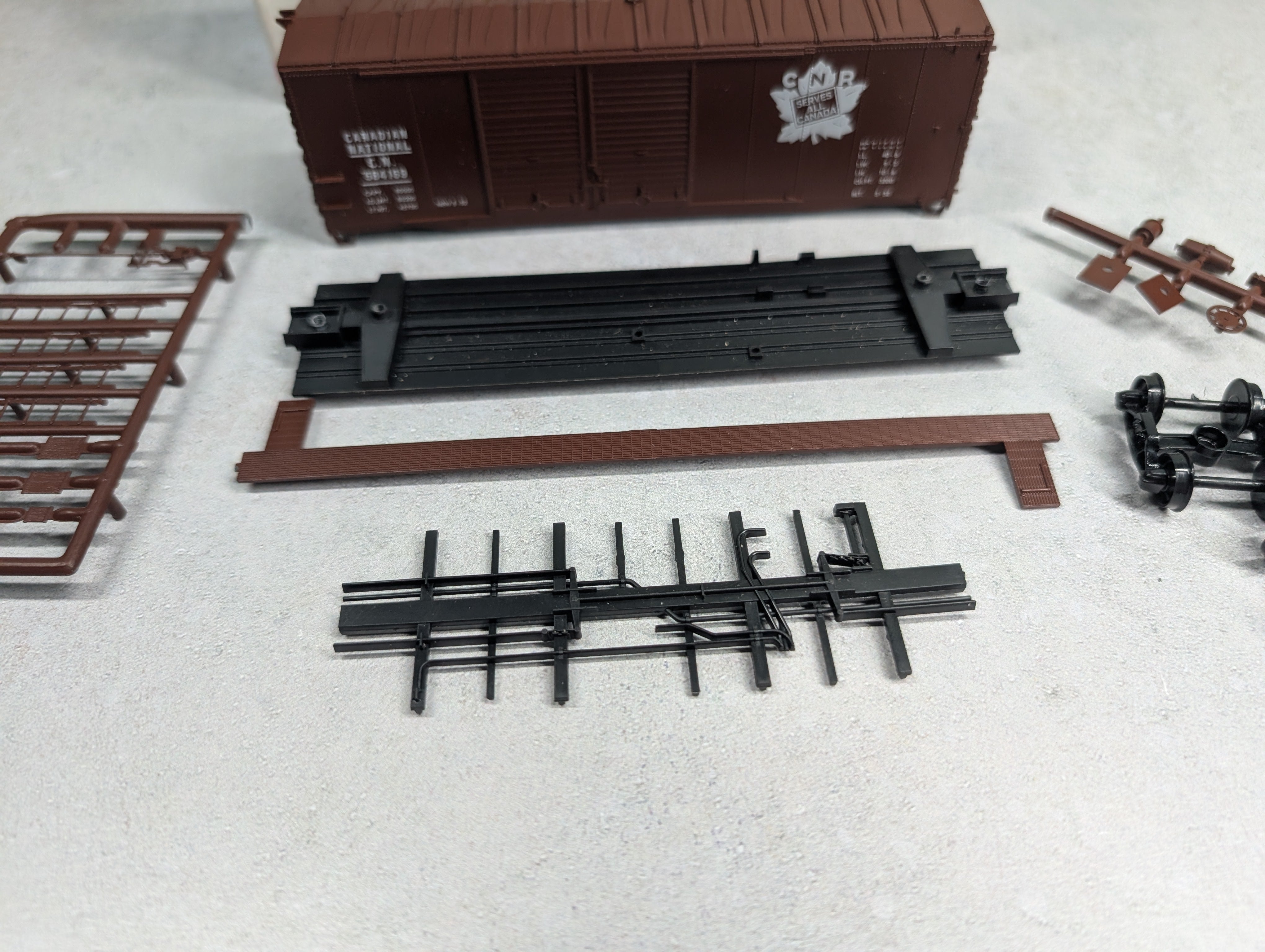 USED MCKEAN 316 HO Scale 40' DD Box Car Canadian National Leaf KIT