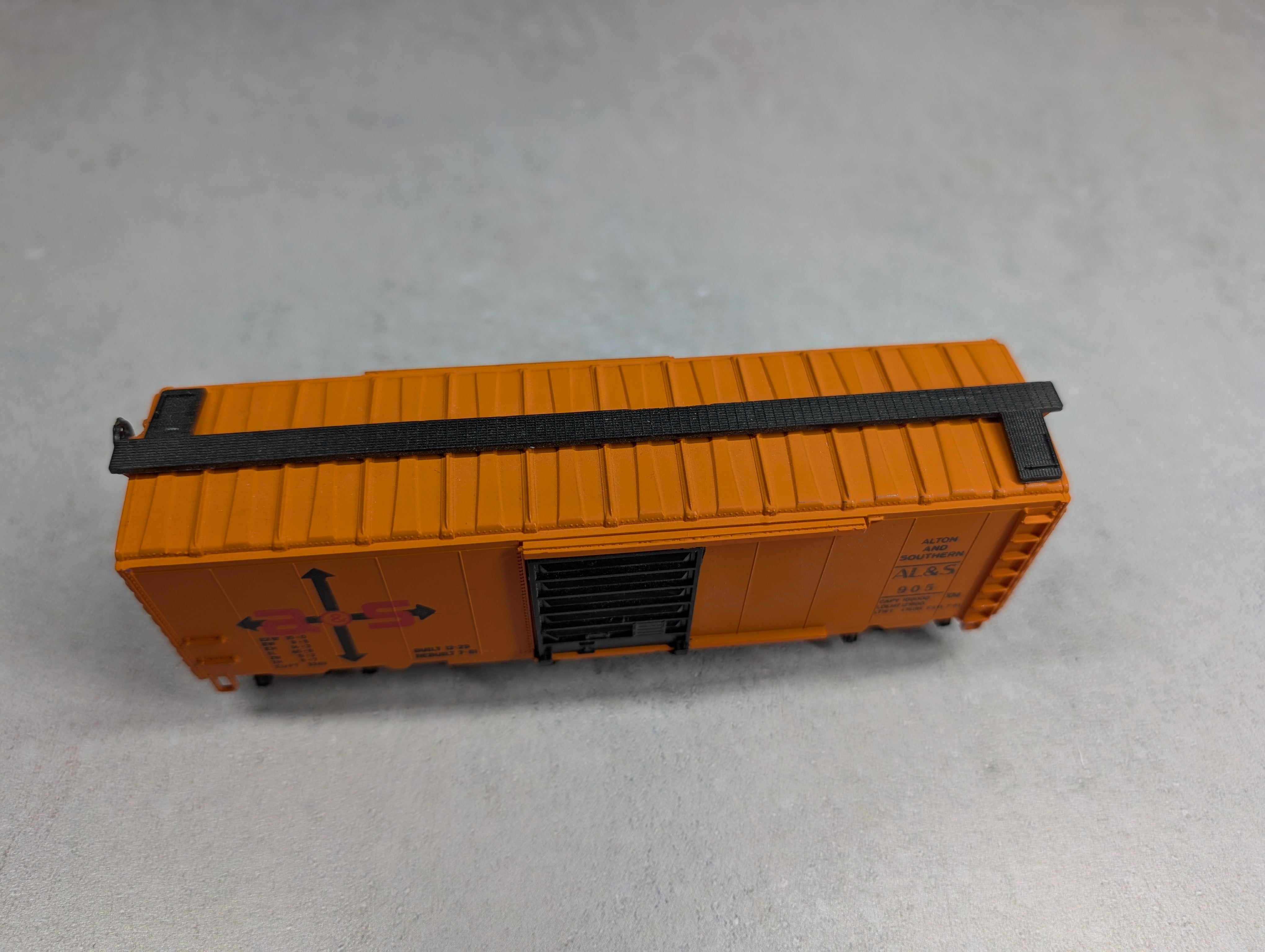 USED AHM HO Scale 40' Box Car Alton and Southern A&S #905