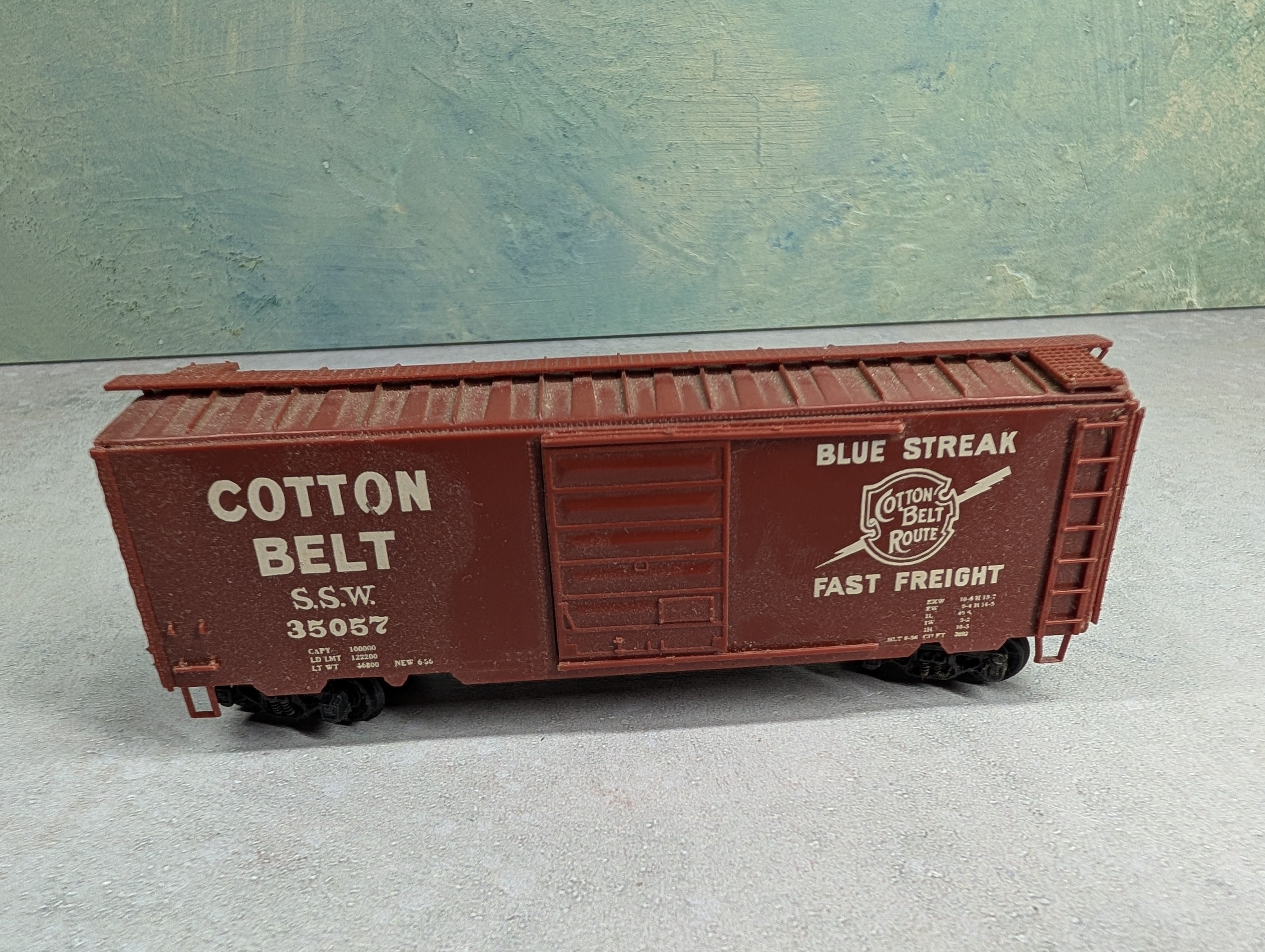 USED Kurtz Kraft HO Scale 40' Box Car Cotton Belt SSW #35057