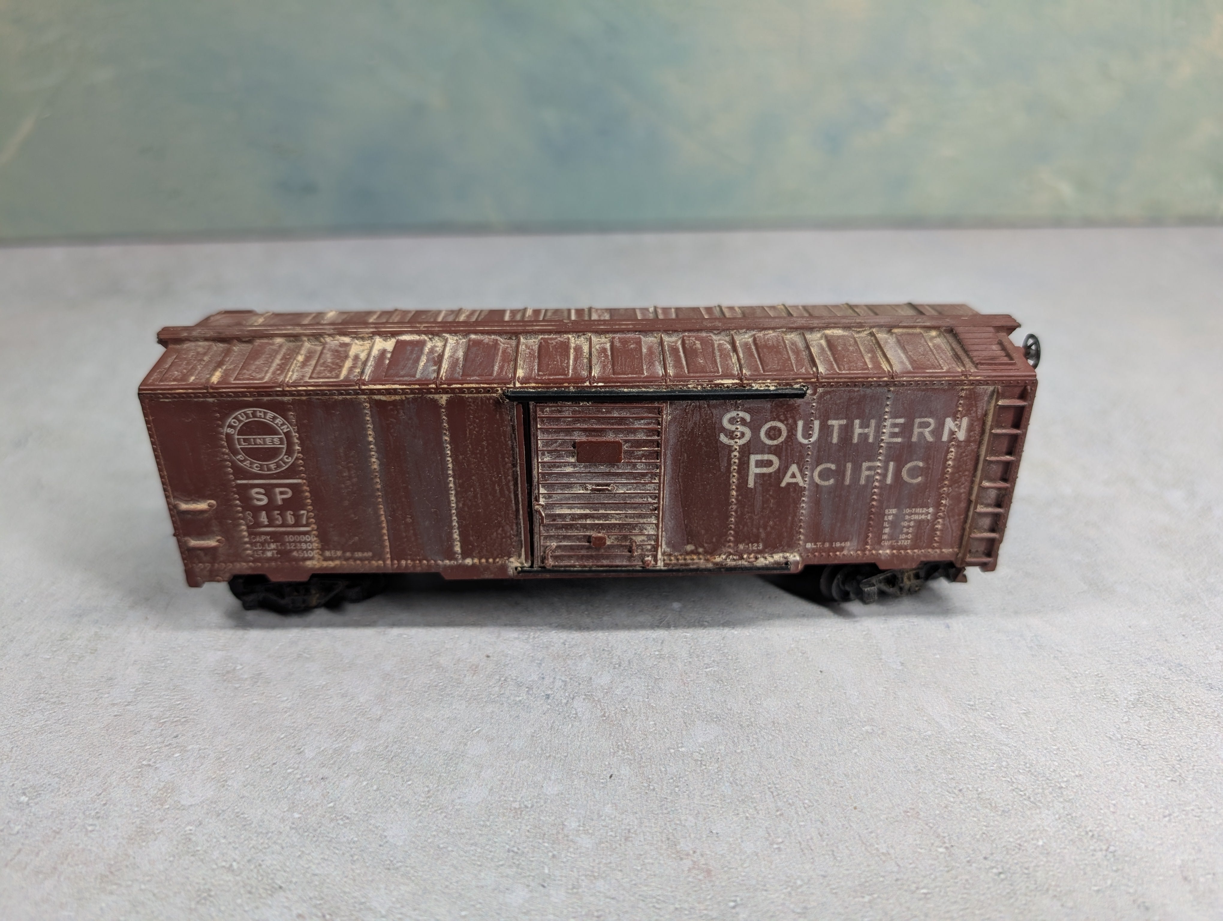 USED Mantua HO Scale 40' Box Car Southern Pacific SP #84567 Weathered