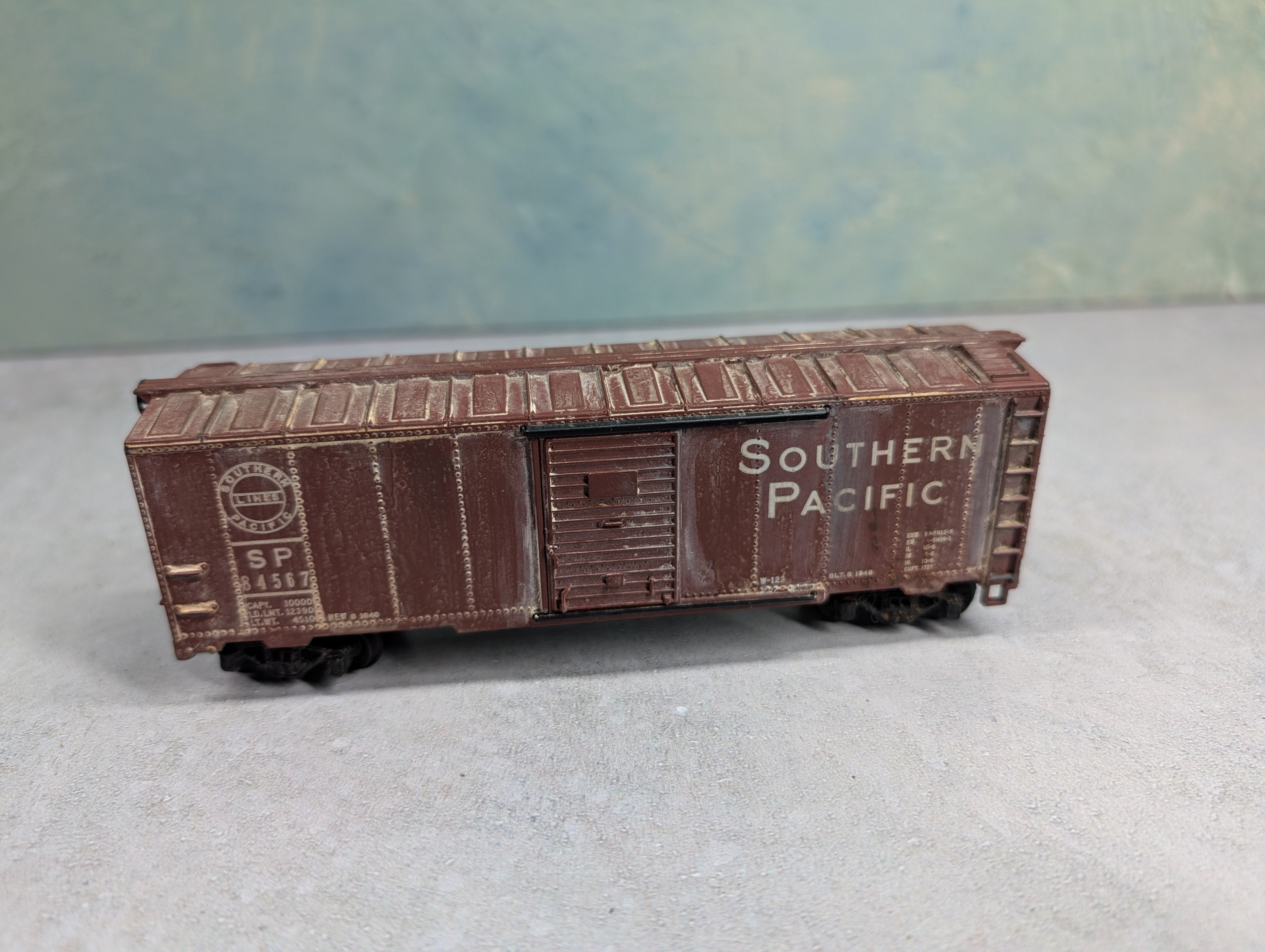 USED Mantua HO Scale 40' Box Car Southern Pacific SP #84567 Weathered