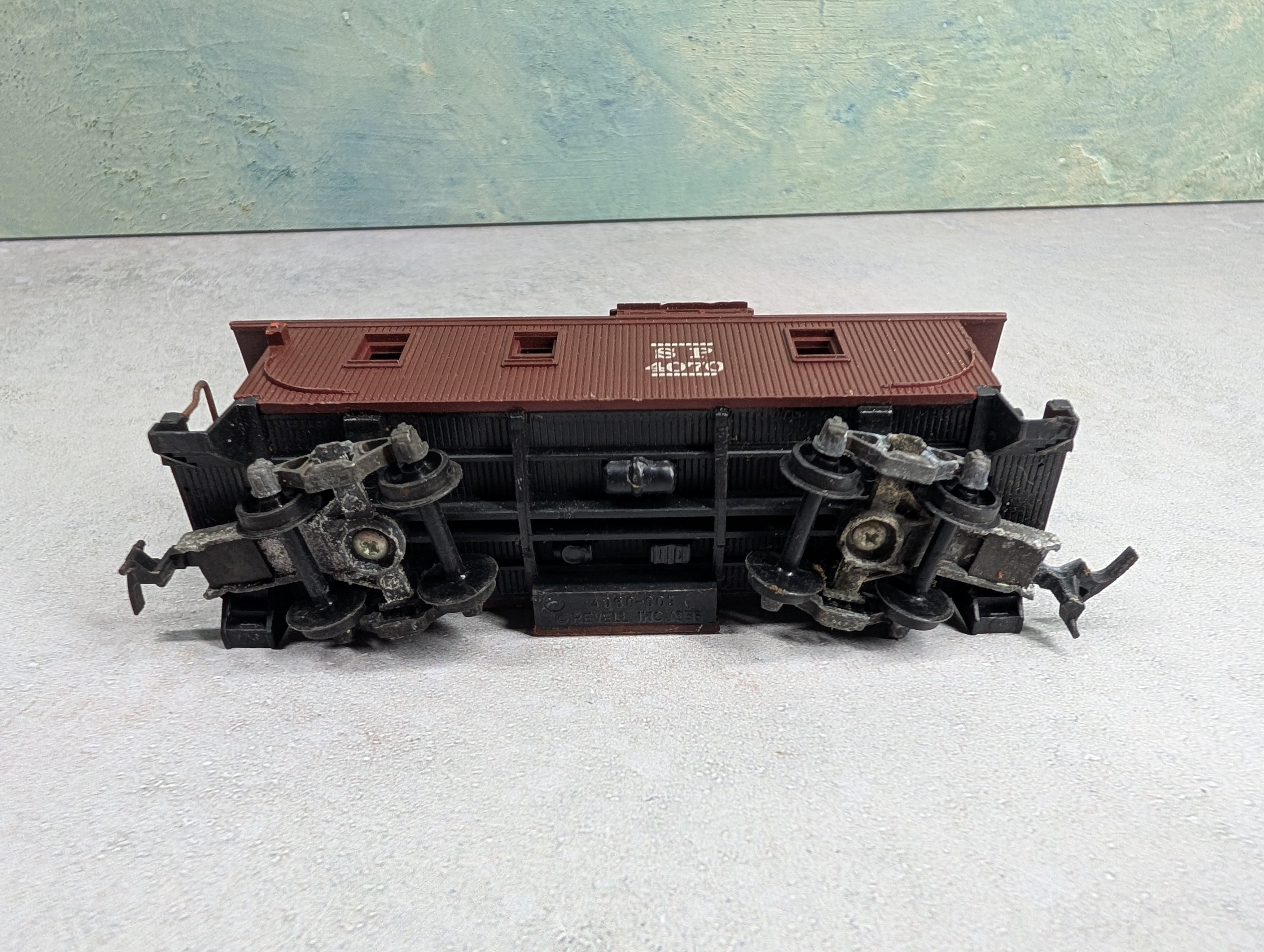 USED REVELL HO Scale Wooden Caboose Southern Pacific SP #4070