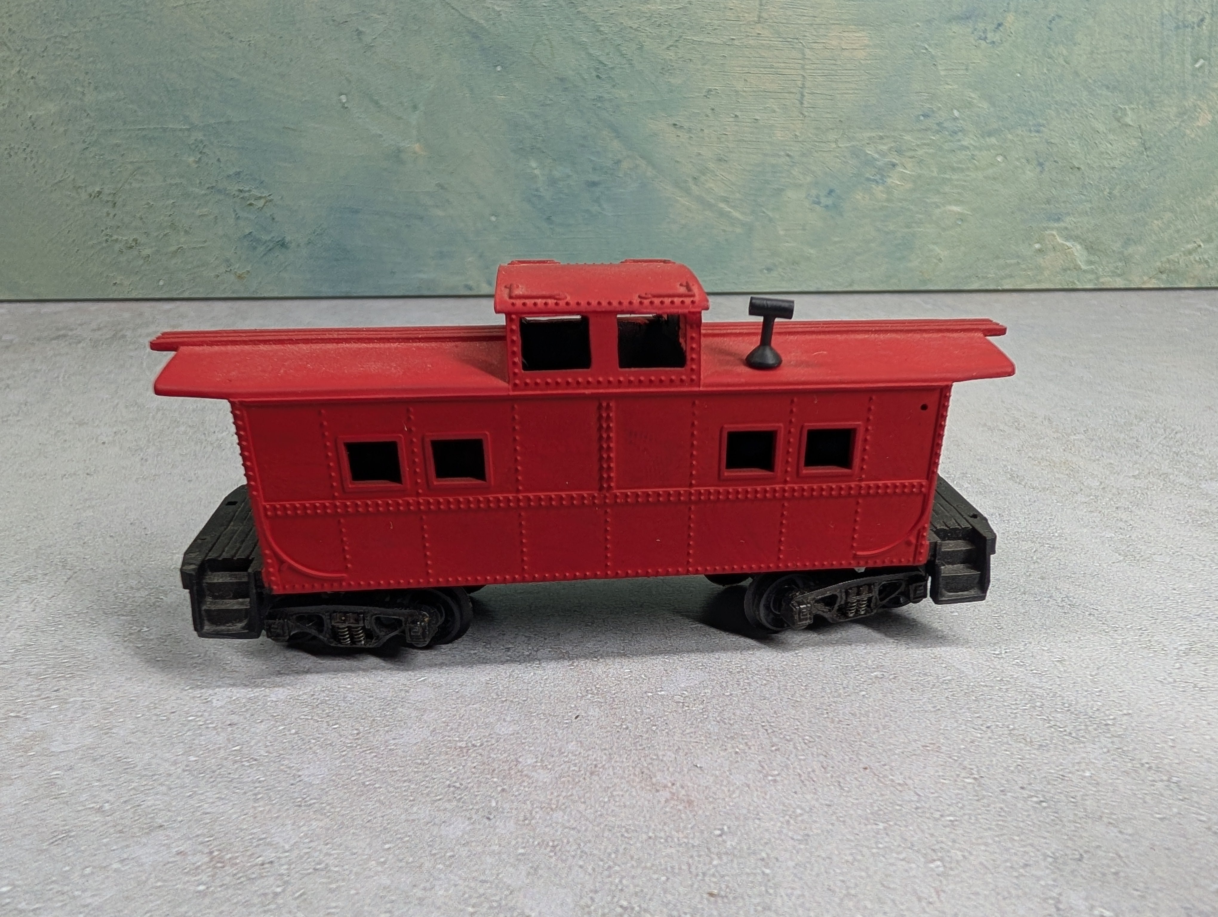 USED HO Scale Caboose Undecorated Red