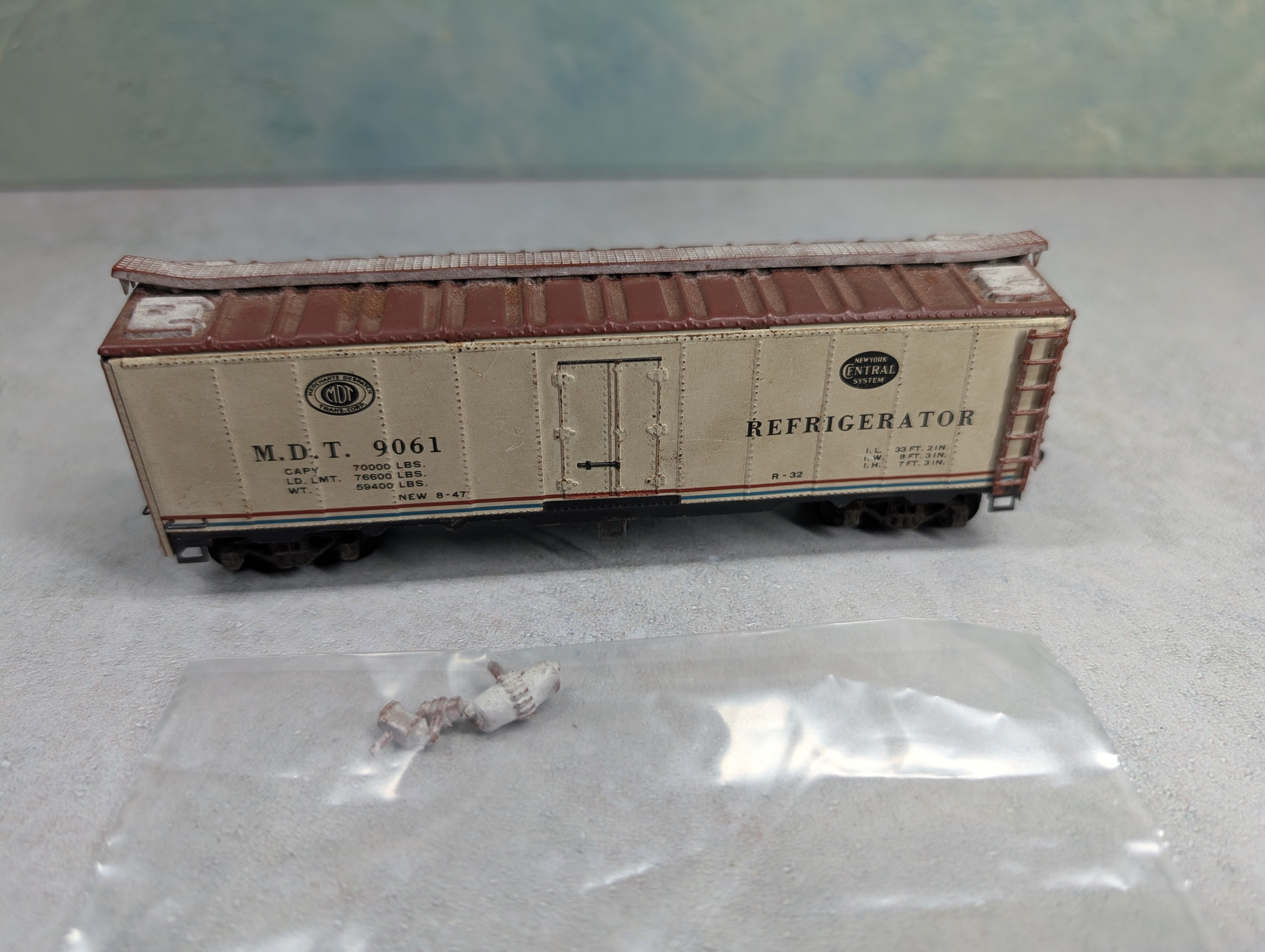 USED Varney HO Scale 40' Reefer Box Car Merchants Despatch MDT #9061
