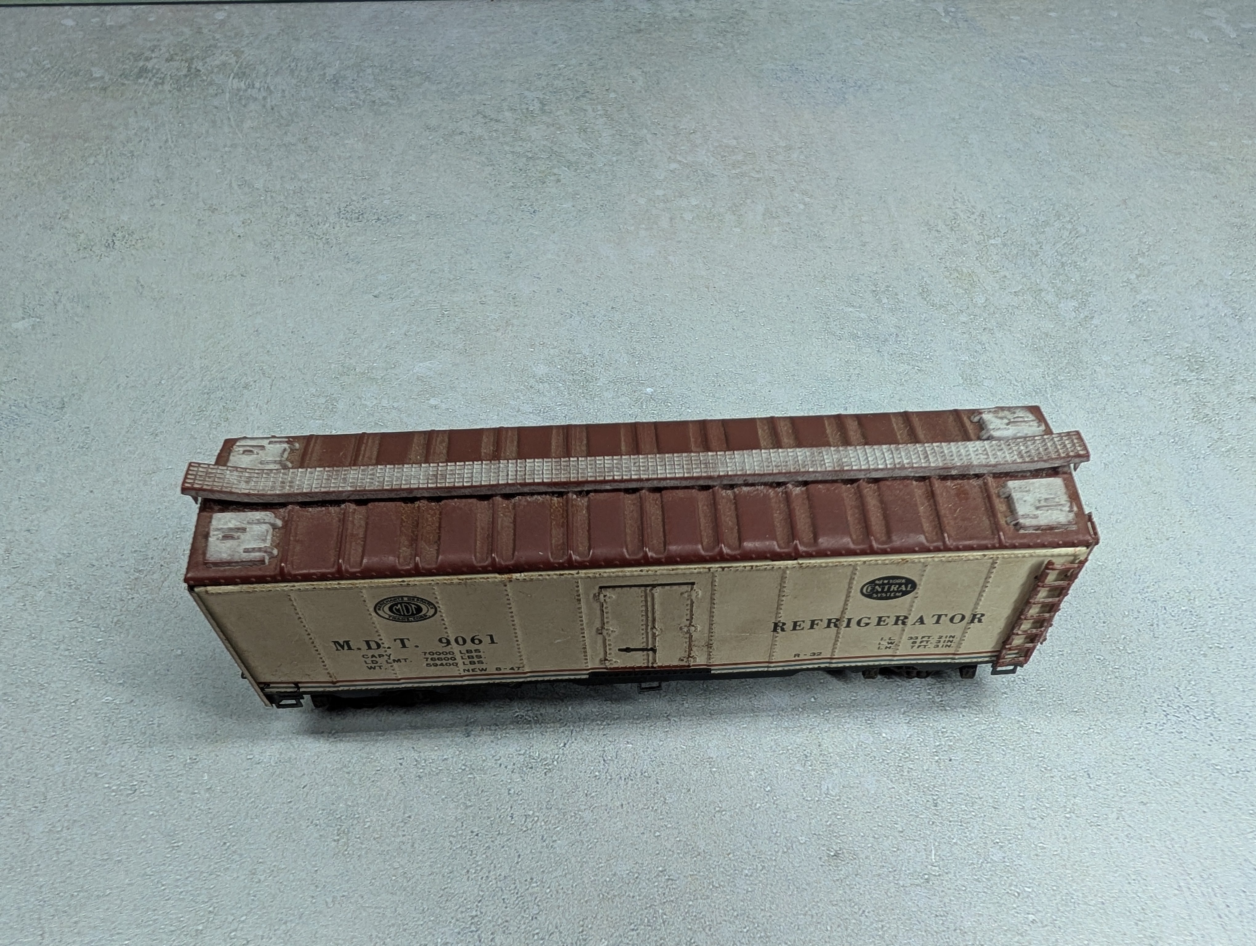 USED Varney HO Scale 40' Reefer Box Car Merchants Despatch MDT #9061