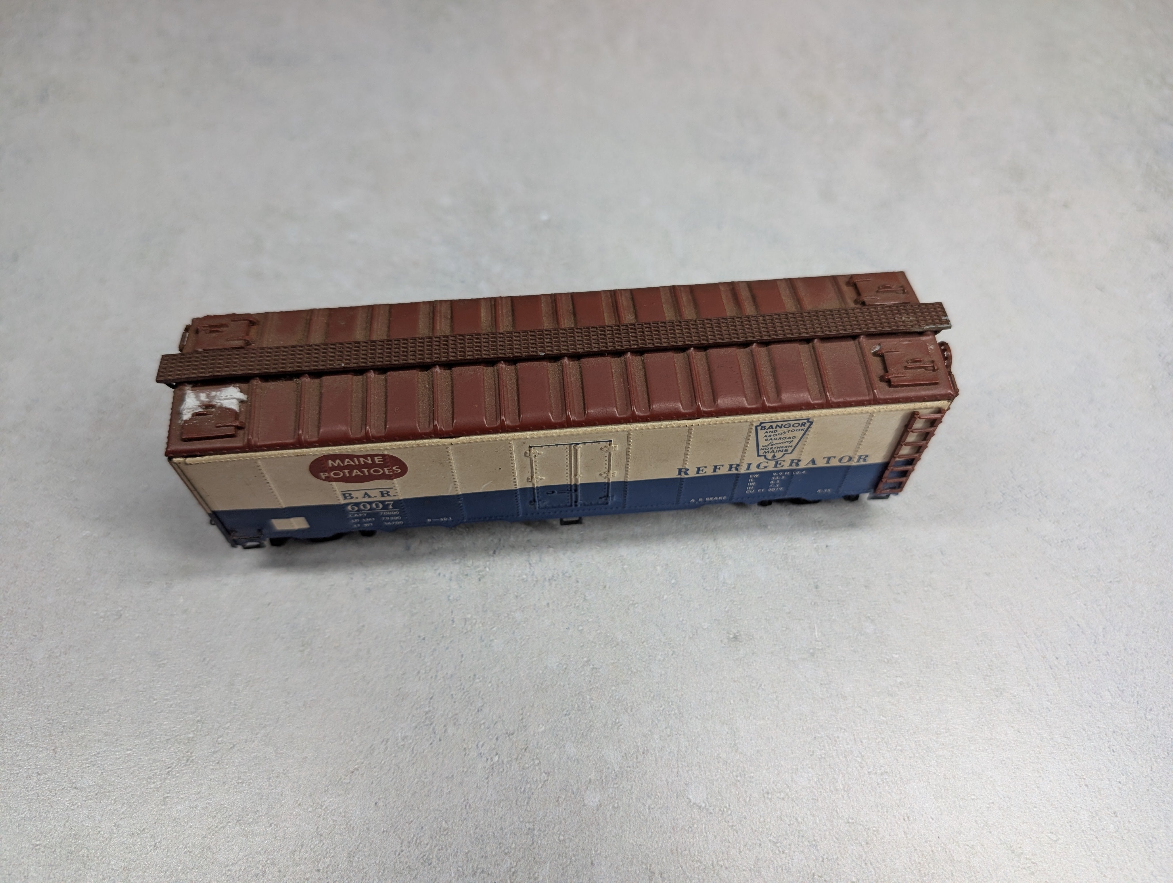 USED Varney HO Scale 40' Reefer Box Car Metal Bangor & Aroostook BAR #6007