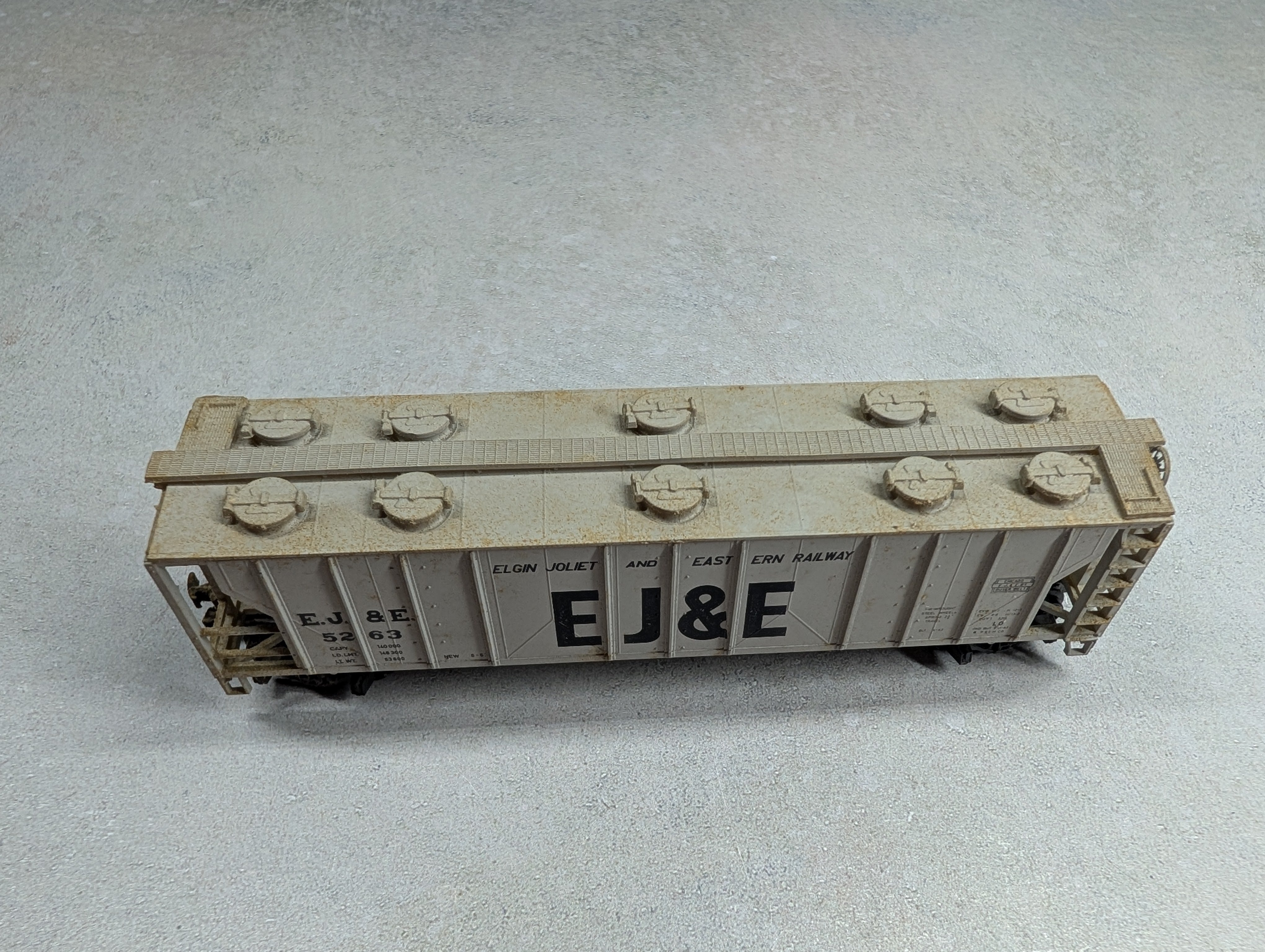 USED HO Scale Covered Hopper Elgin Joliet & Eastern EJ&E #5263