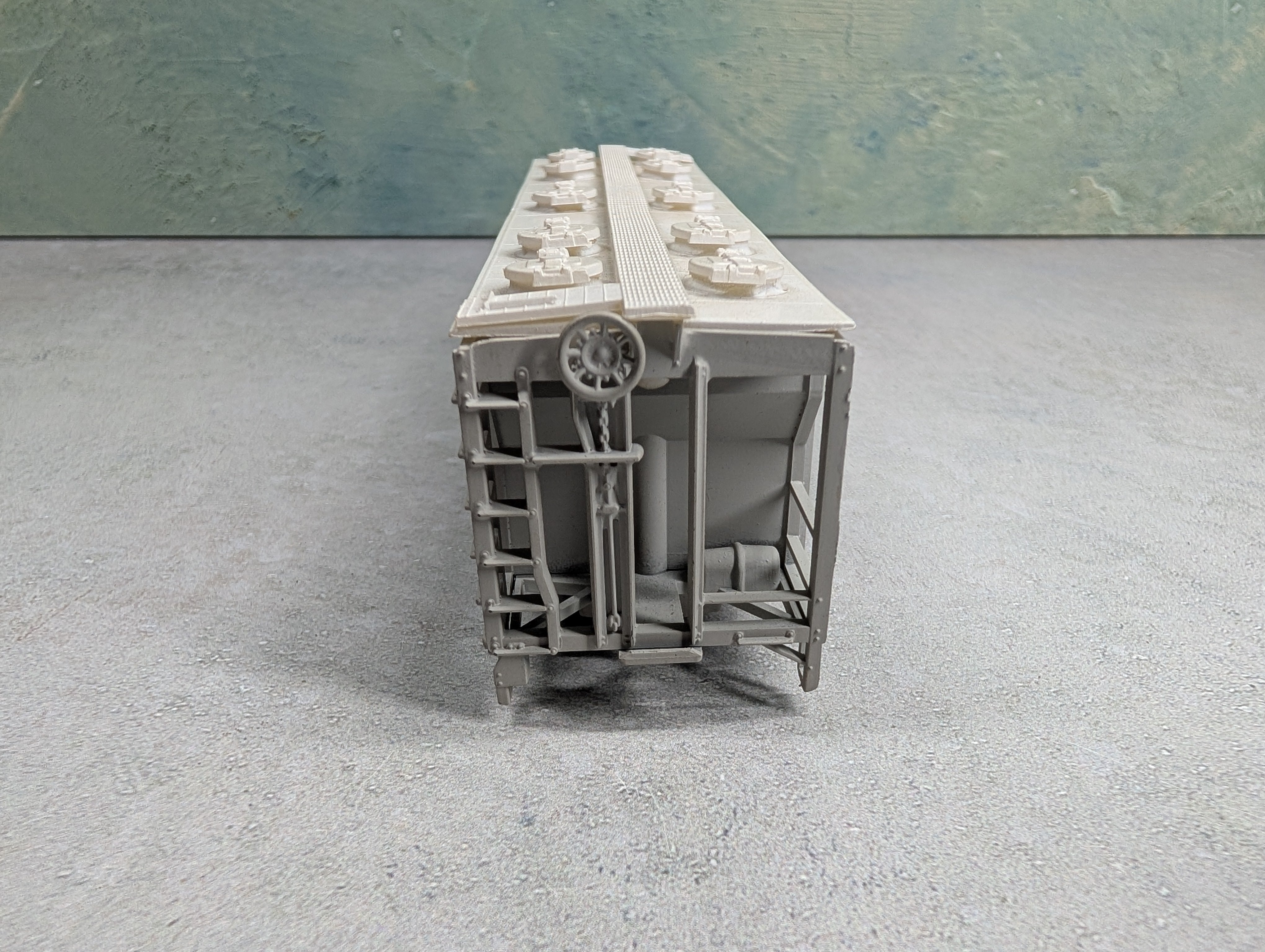 USED HO Scale Covered Hopper Great Western Malting Co NAHX #52640