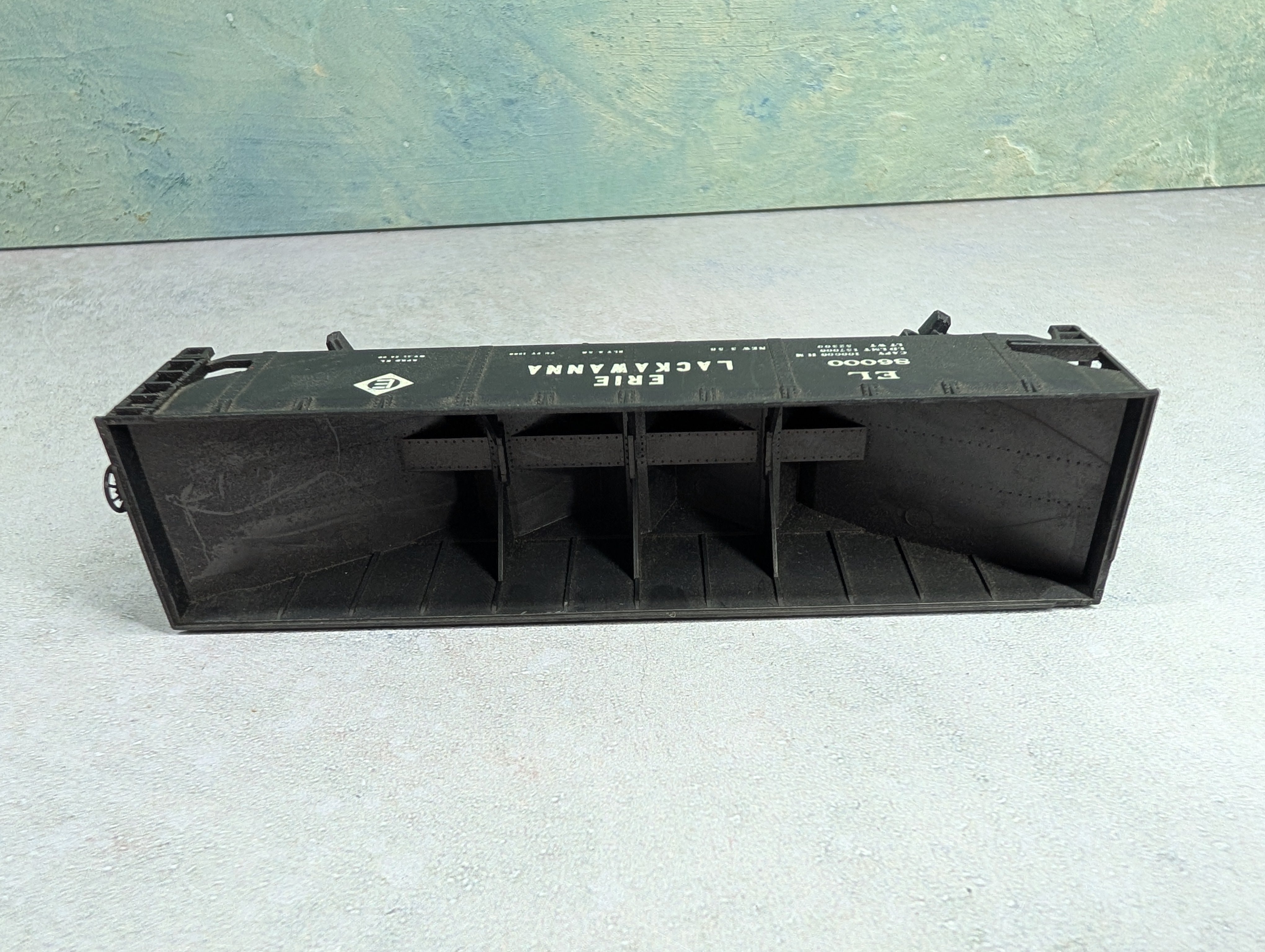 USED HO Scale 4 Bay Open Hopper Erie Lackawanna EL #86000