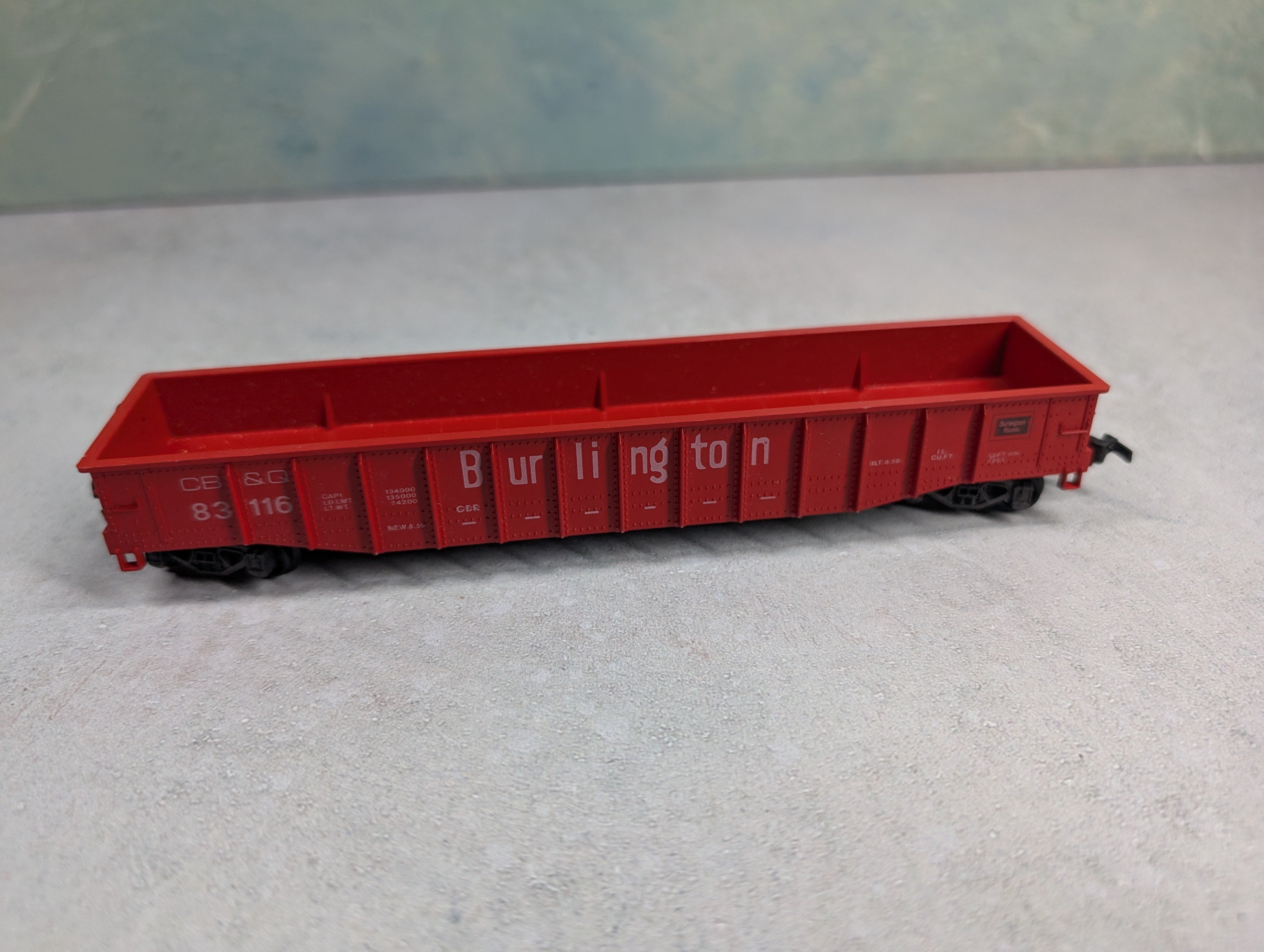 USED Lima HO Scale Gondola Burlington CB&Q #83116