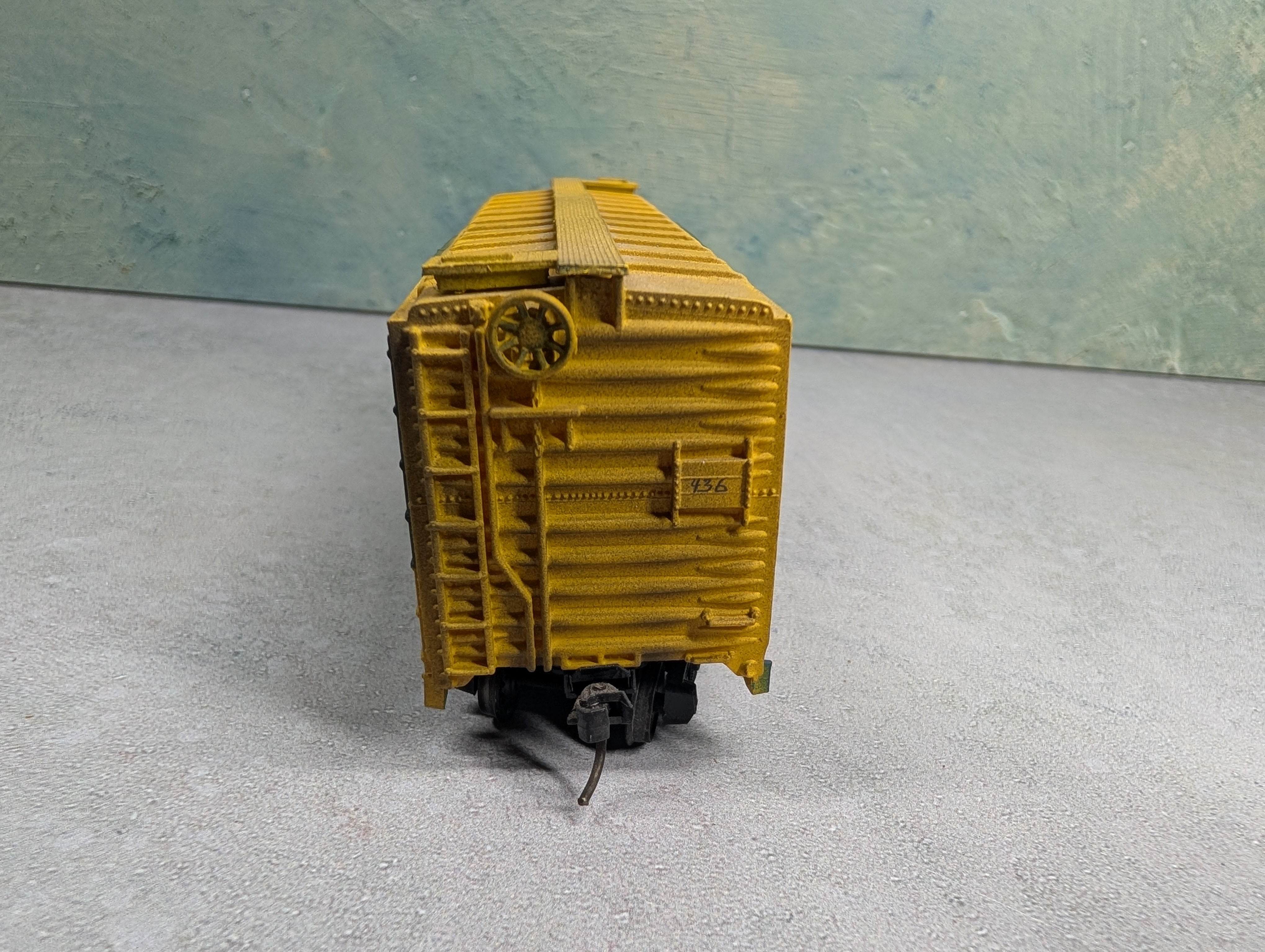 USED AHM HO Scale 40' Box Car Chesapeake and Ohio C&O #21456 Weathered