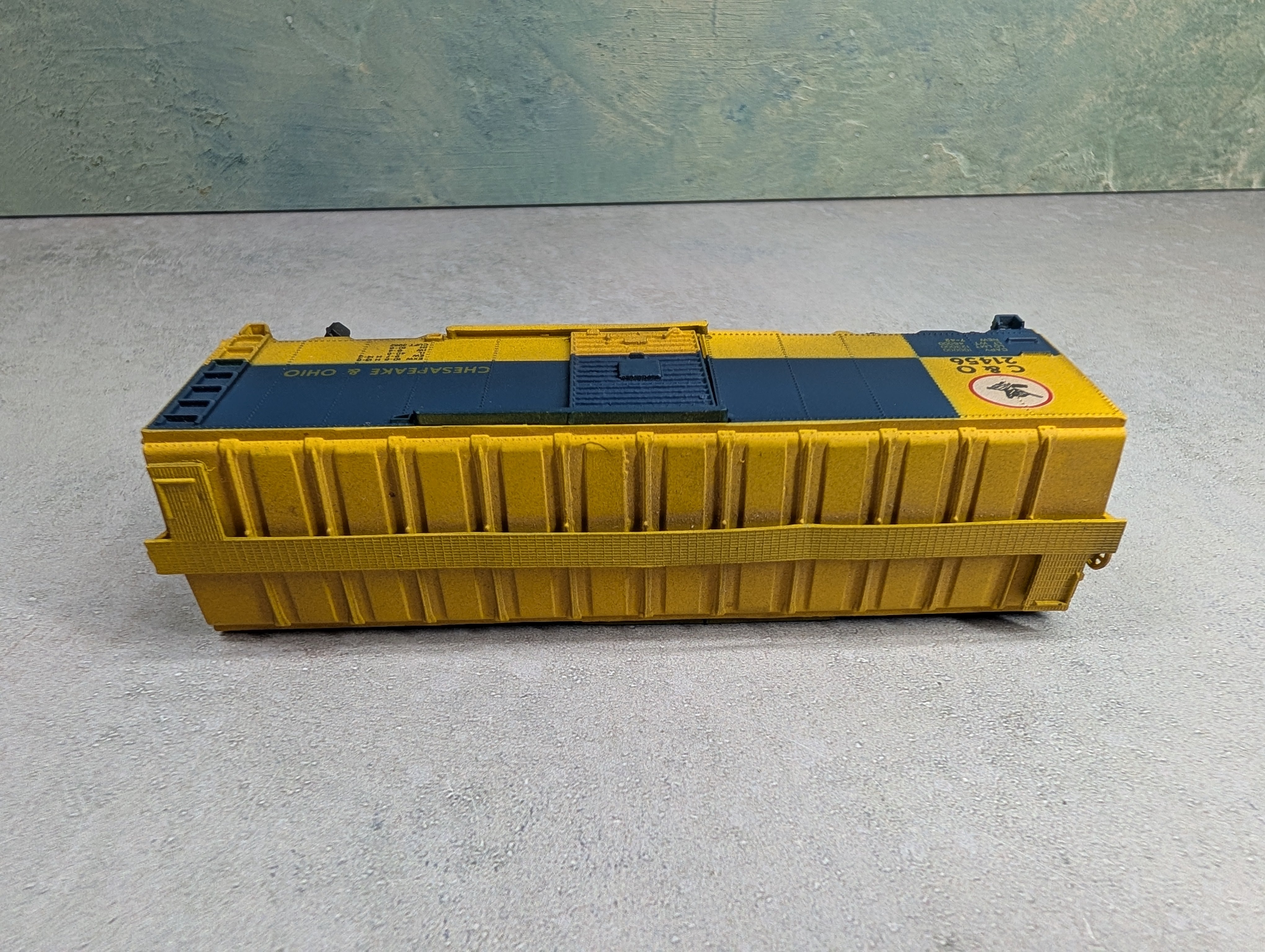 USED AHM HO Scale 40' Box Car Chesapeake and Ohio C&O #21456 Weathered