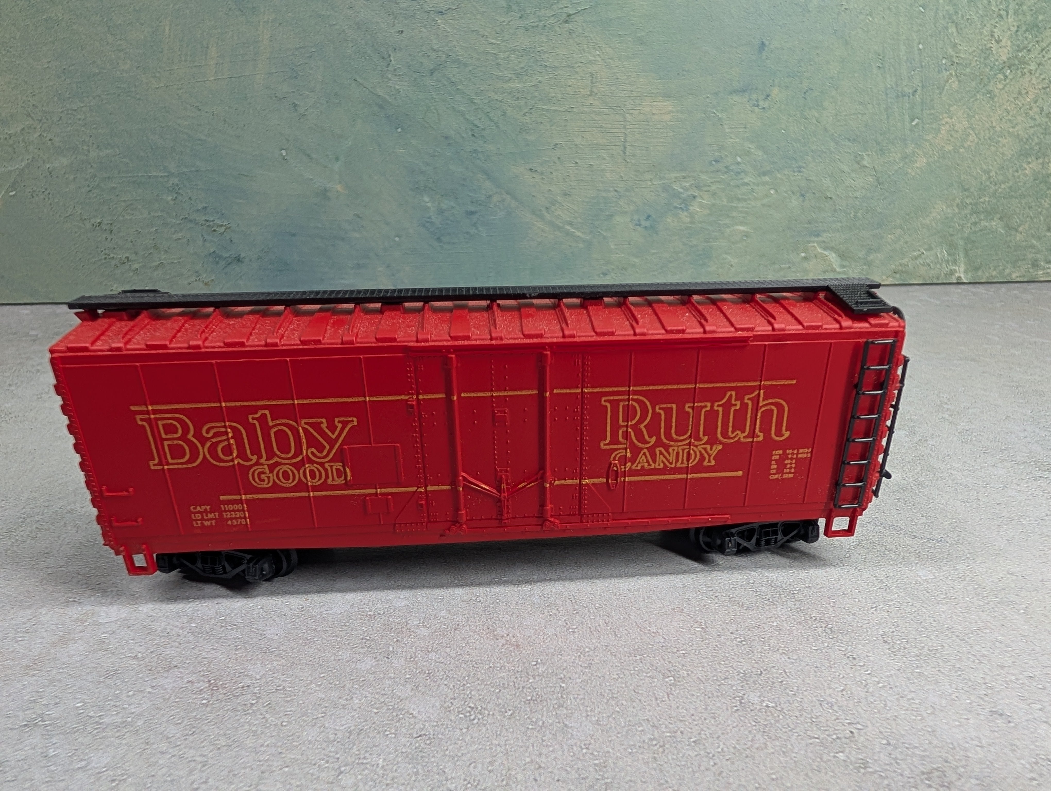 USED Roco HO Scale 40' Box Car Baby Ruth Candy