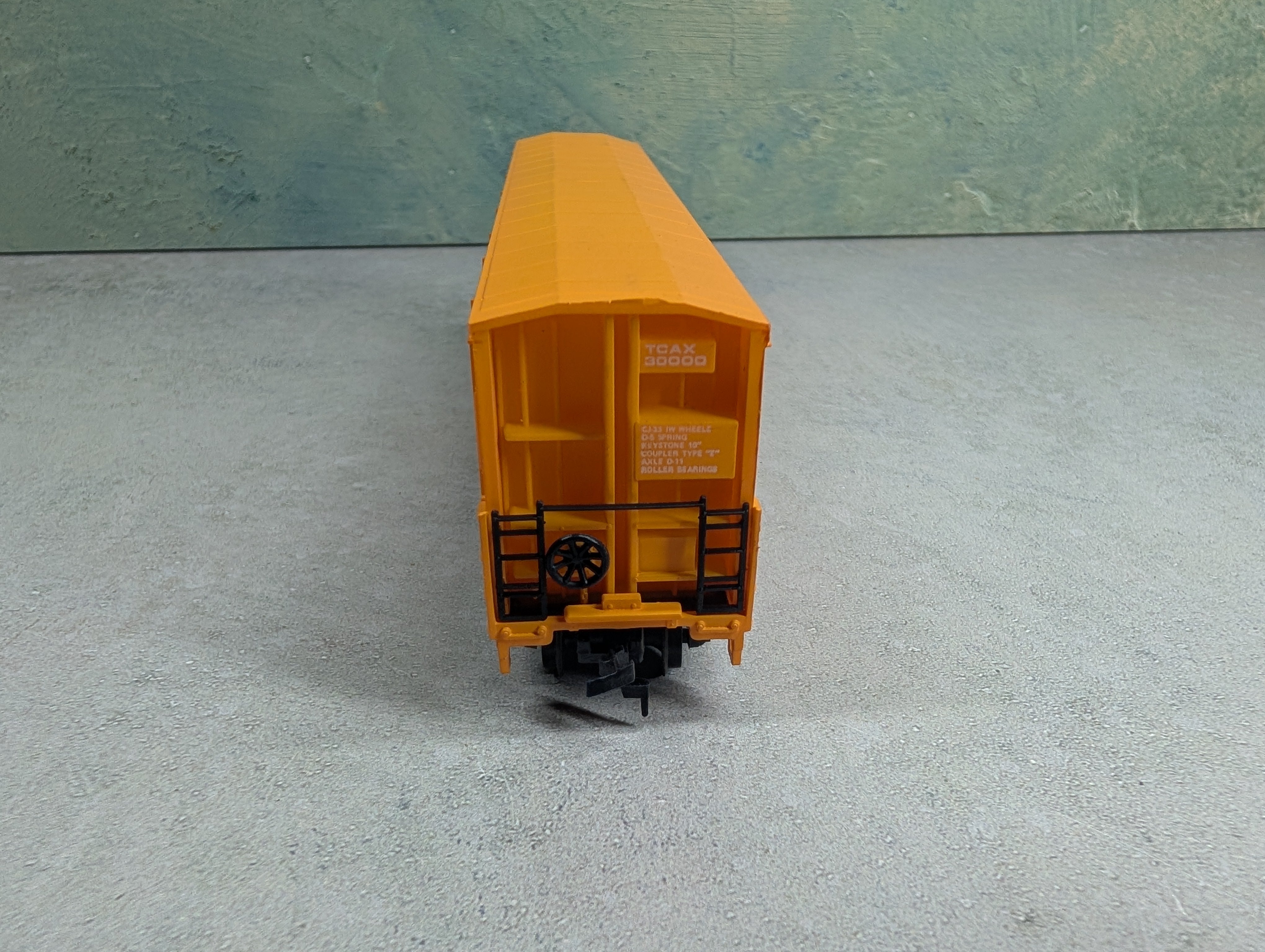 USED HO Scale Thrall All Door Box Car TCAX #30000