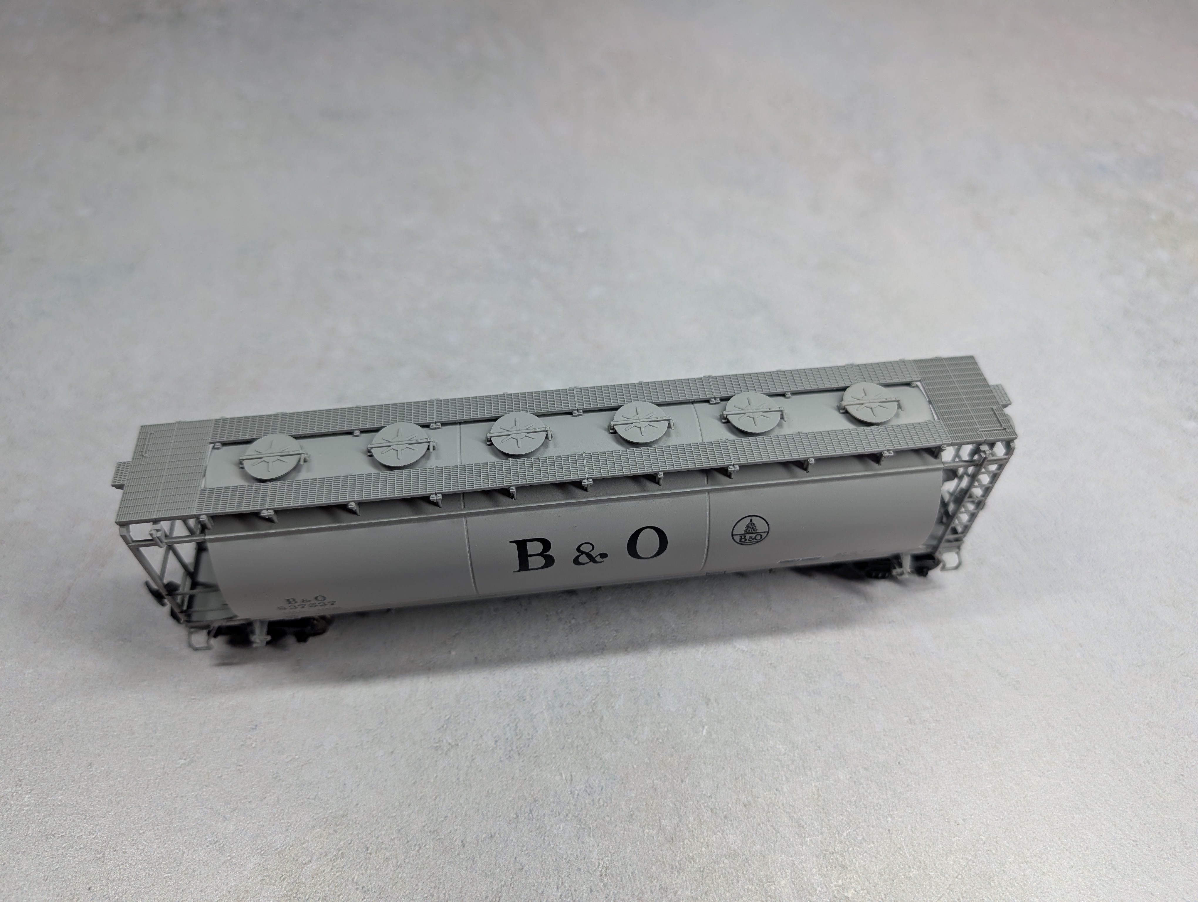 USED Atlas 11355 HO Scale ACF 3 Bay Cylindrical Hopper Baltimore and Ohio B&O #837537