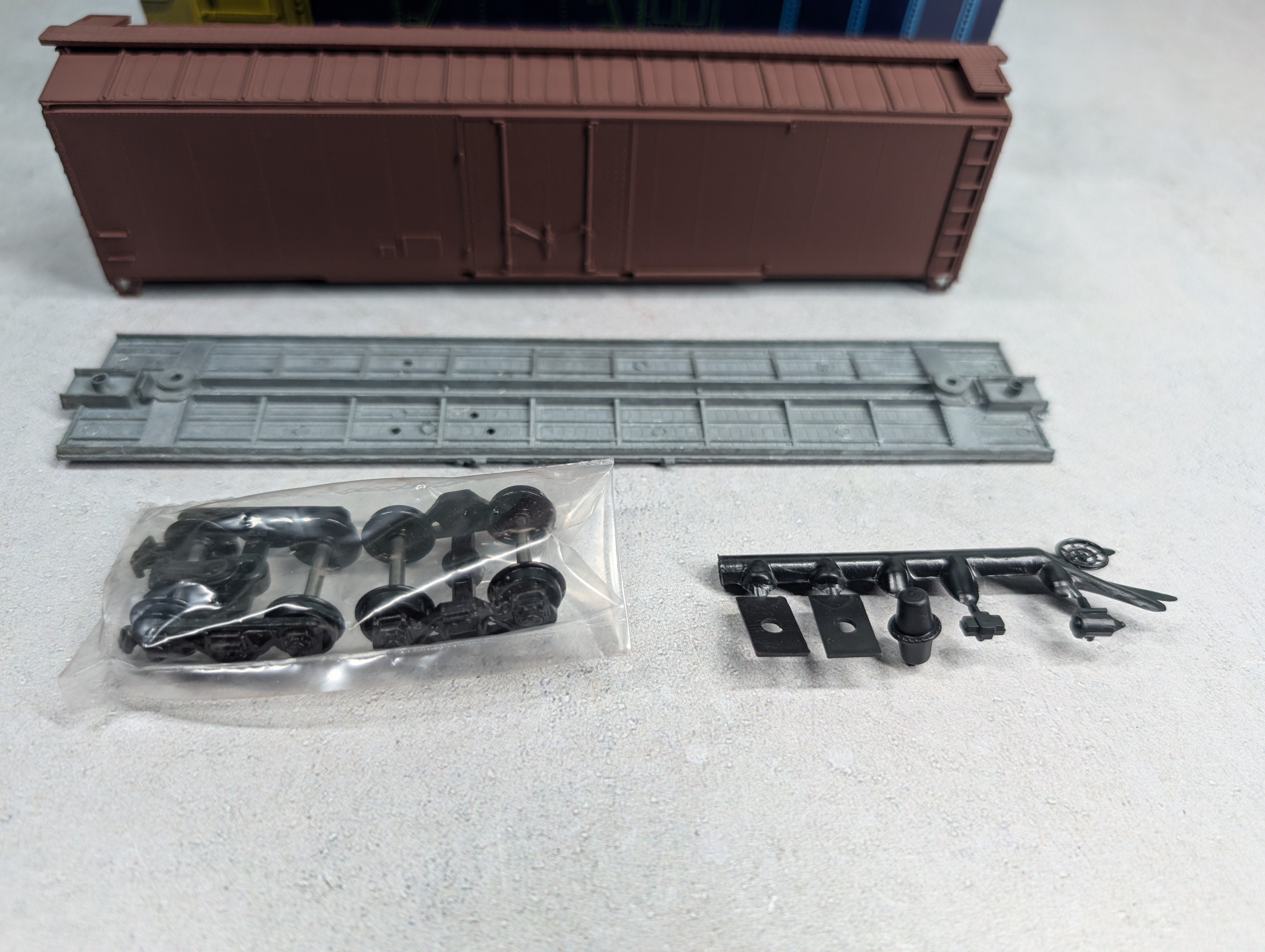 USED Roundhouse HO Scale 50' Box Car Undecorated KIT