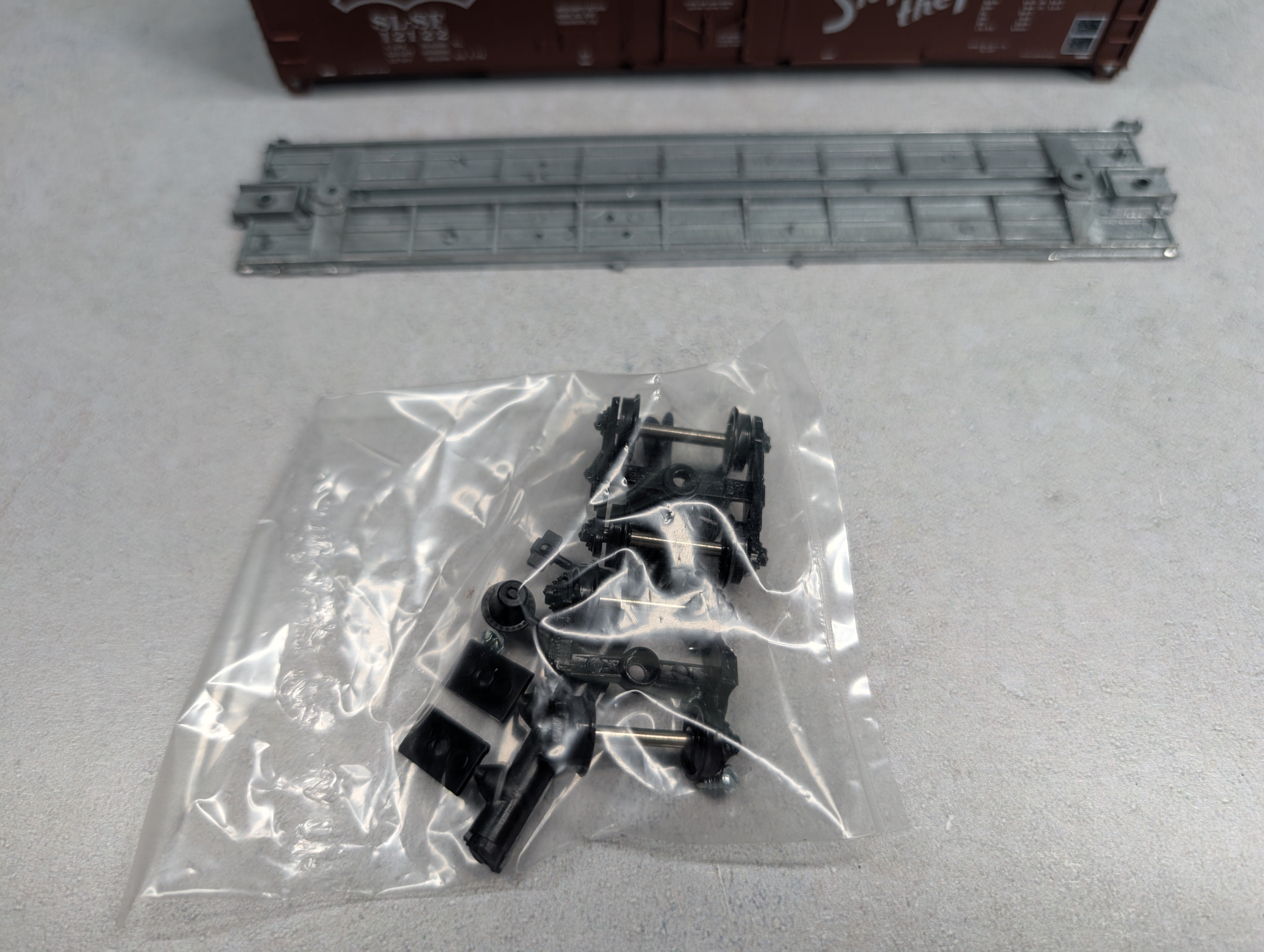 USED Roundhouse HO Scale 50' Box Car Frisco SLSF #12122 KIT