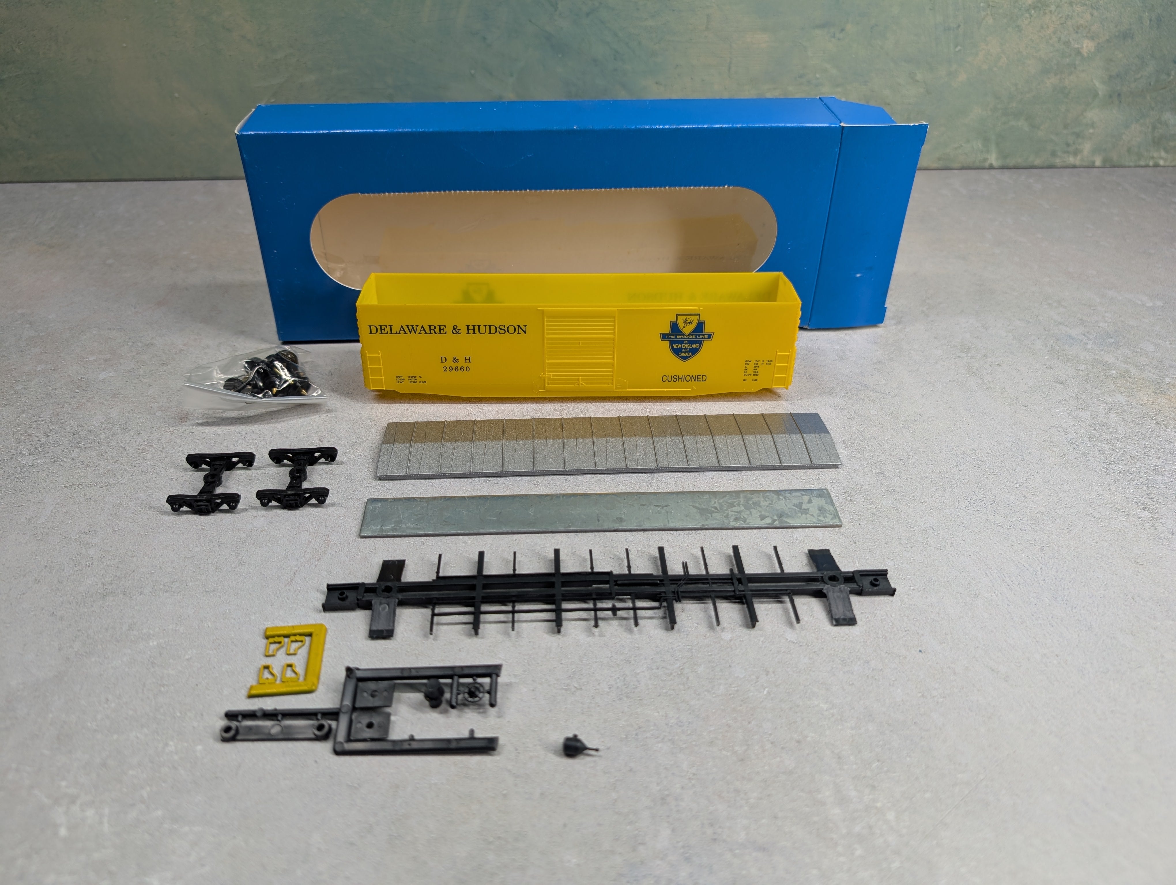 USED E&C Shops HO Scale 50' PS-1 Box Car Delaware and Hudson D&H #29660 KIT