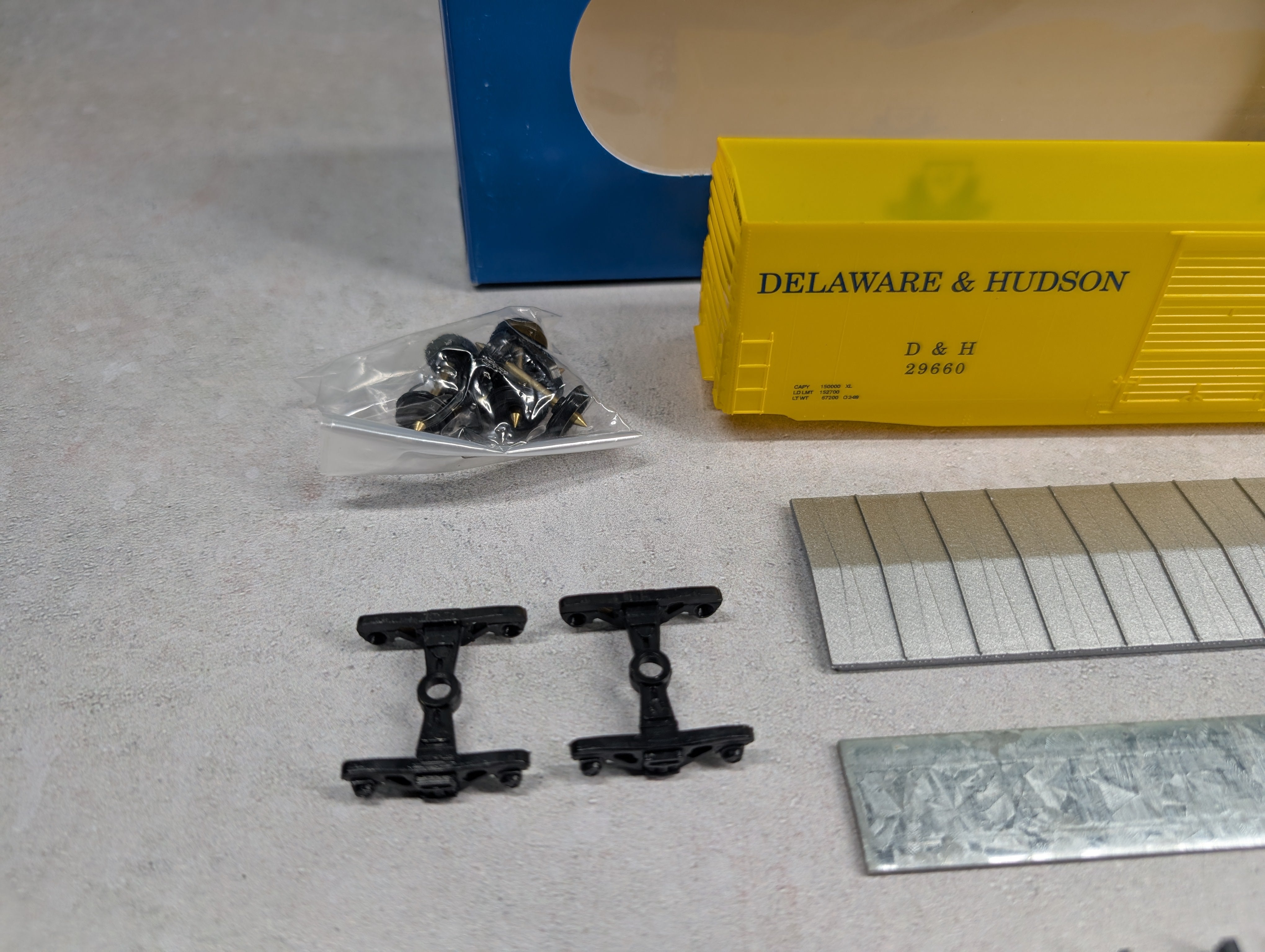 USED E&C Shops HO Scale 50' PS-1 Box Car Delaware and Hudson D&H #29660 KIT