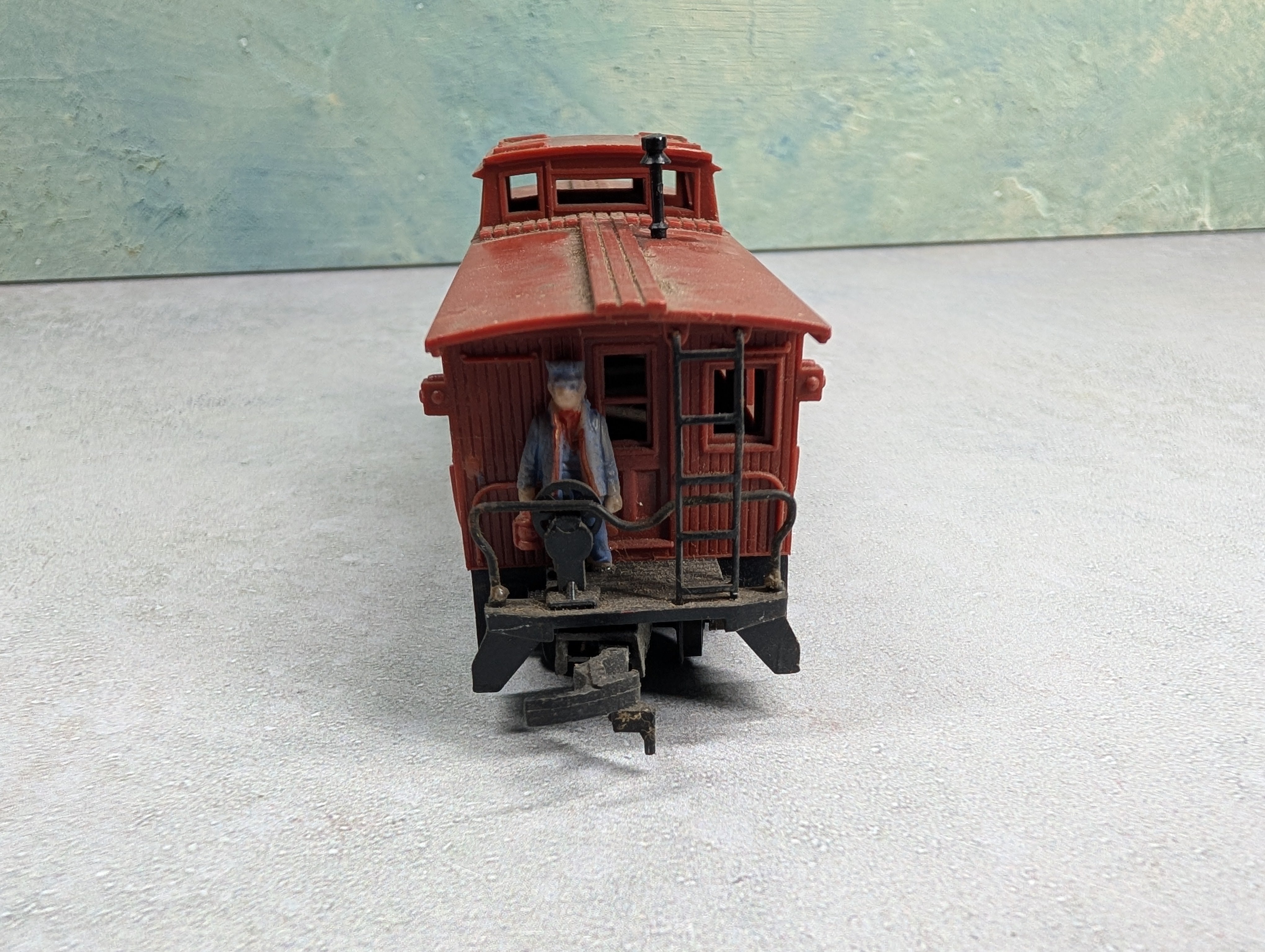 USED Revell HO Scale Caboose Canadian Pacific 4074