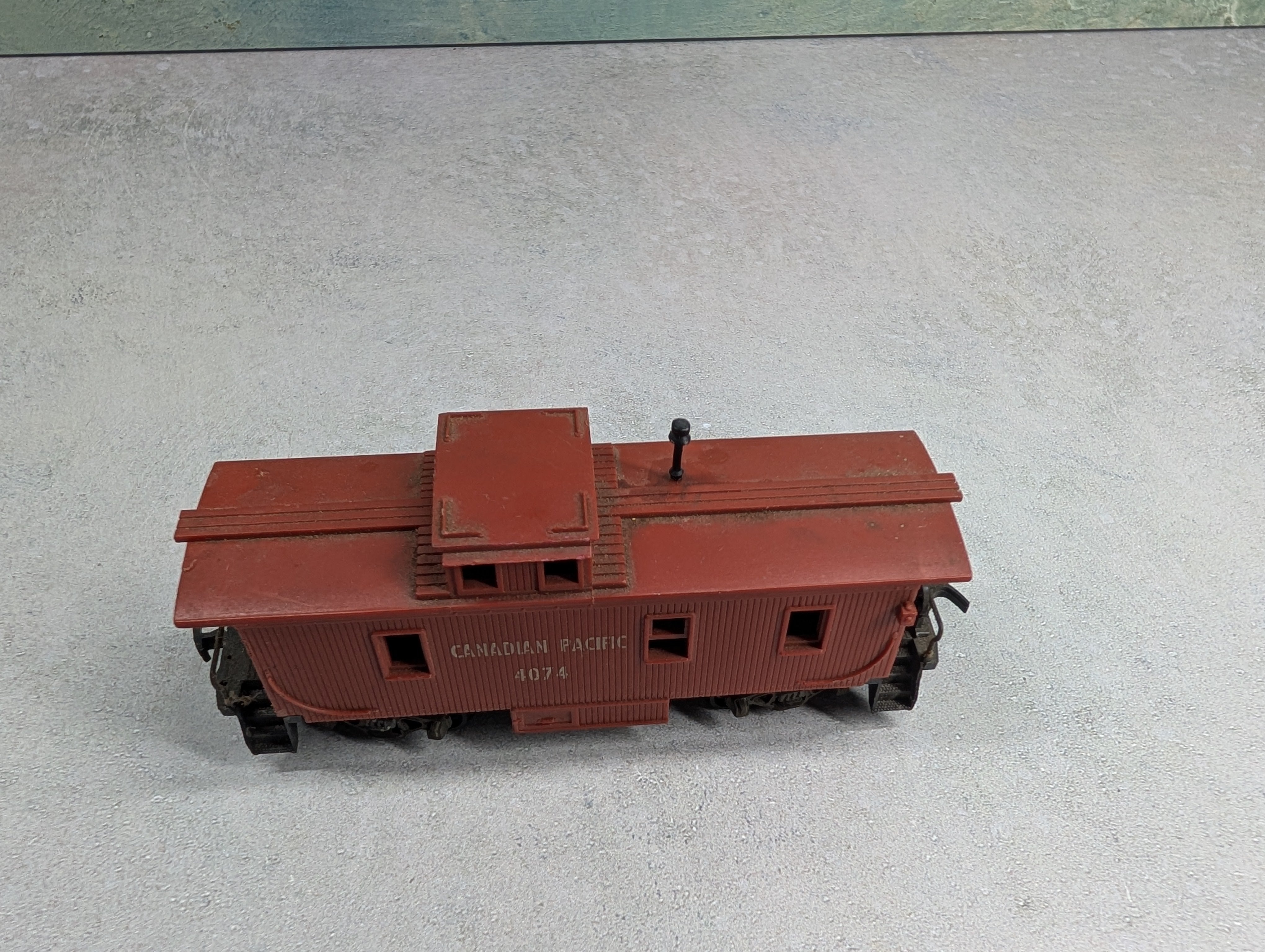 USED Revell HO Scale Caboose Canadian Pacific 4074