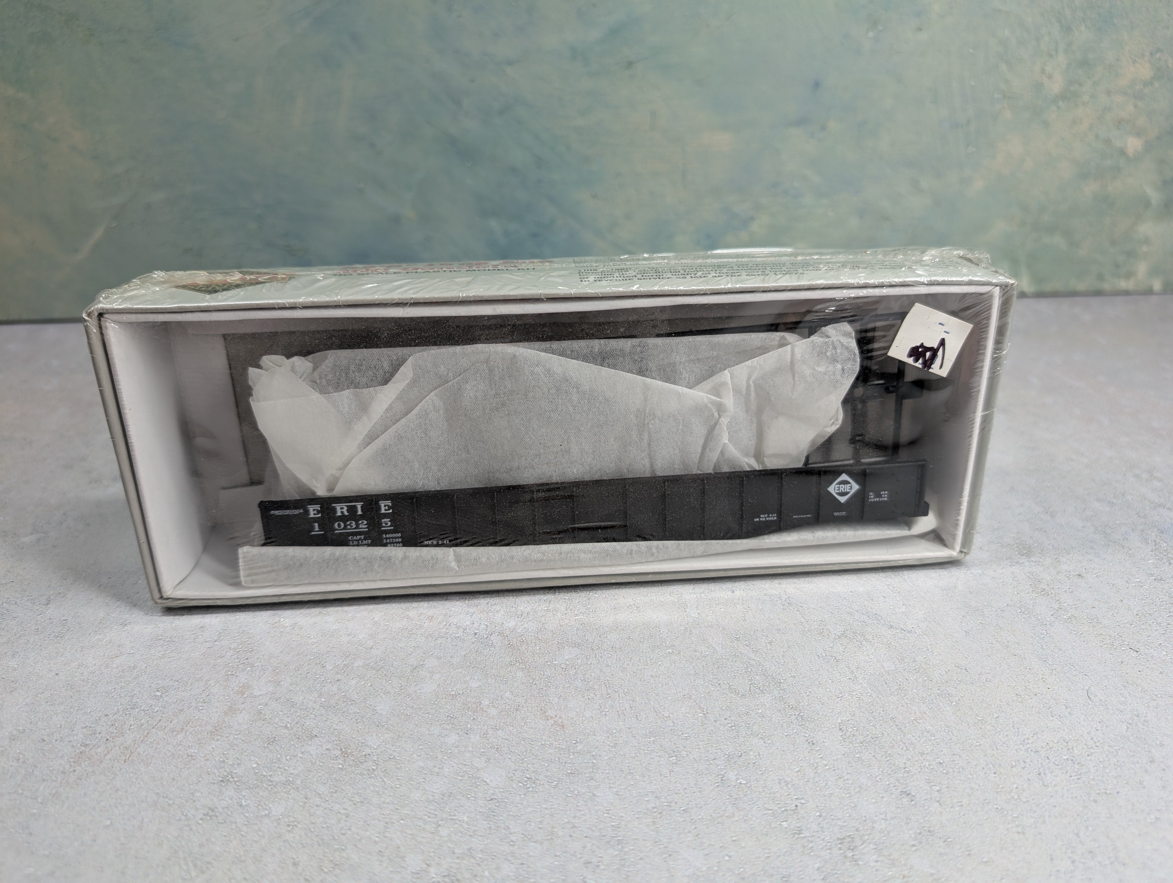 Life-Like 21040 HO Scale 52'6" Drop End Mill Gondola Erie #10325 KIT