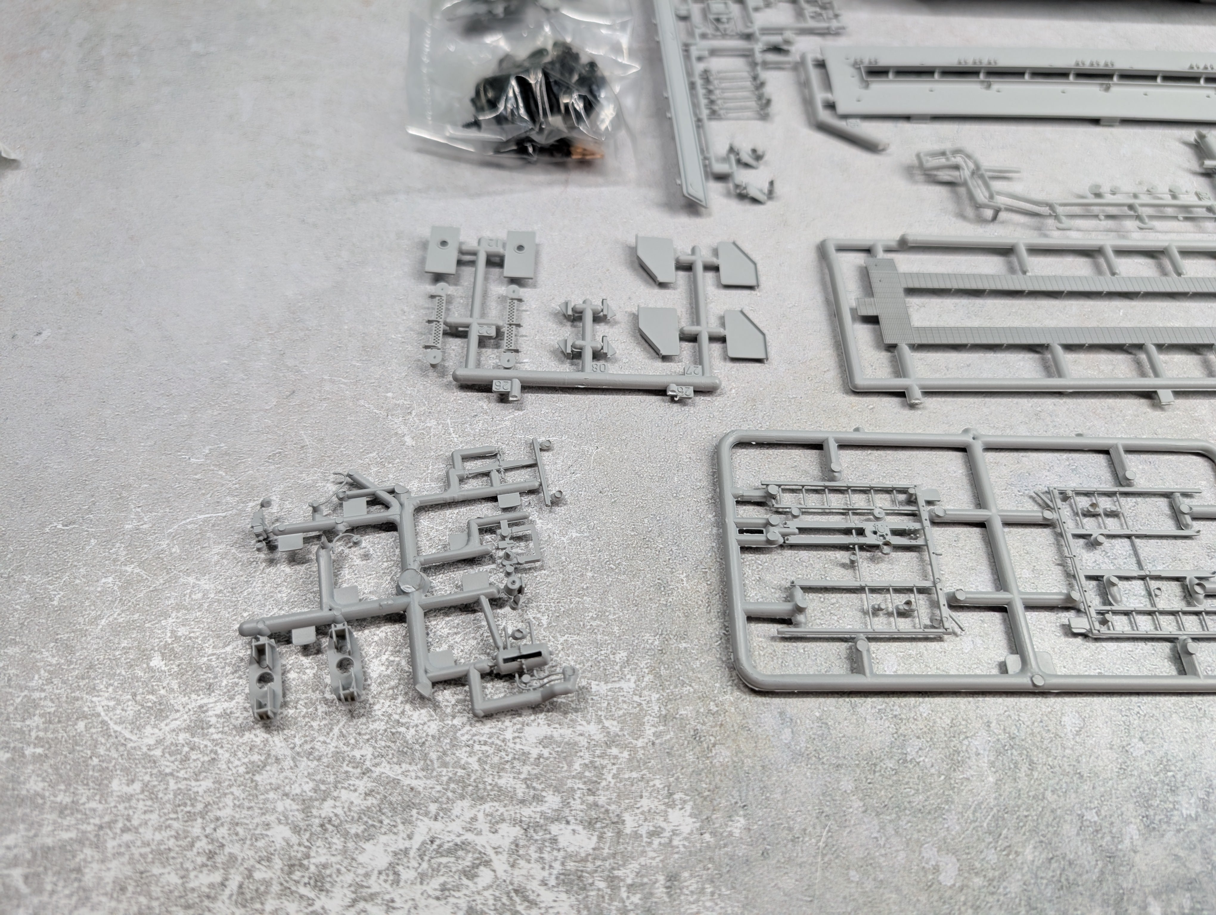 USED Life-Like 21885 HO Scale 4427 PS2-CD High-Side Covered Hopper Frisco SLSF #79052 KIT