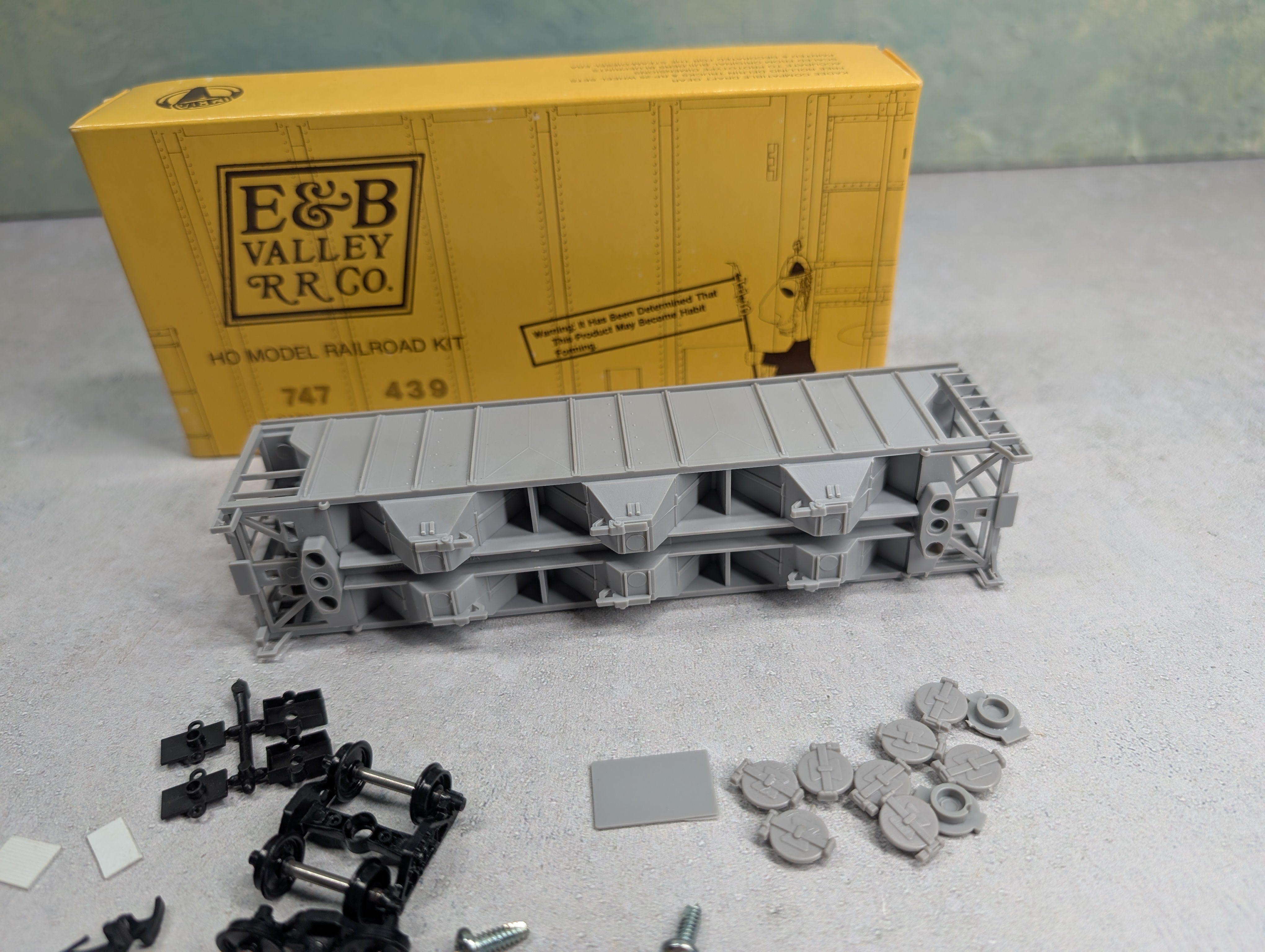 USED E&B Valley 6800 HO Scale Covered Hopper Undecorated KIT