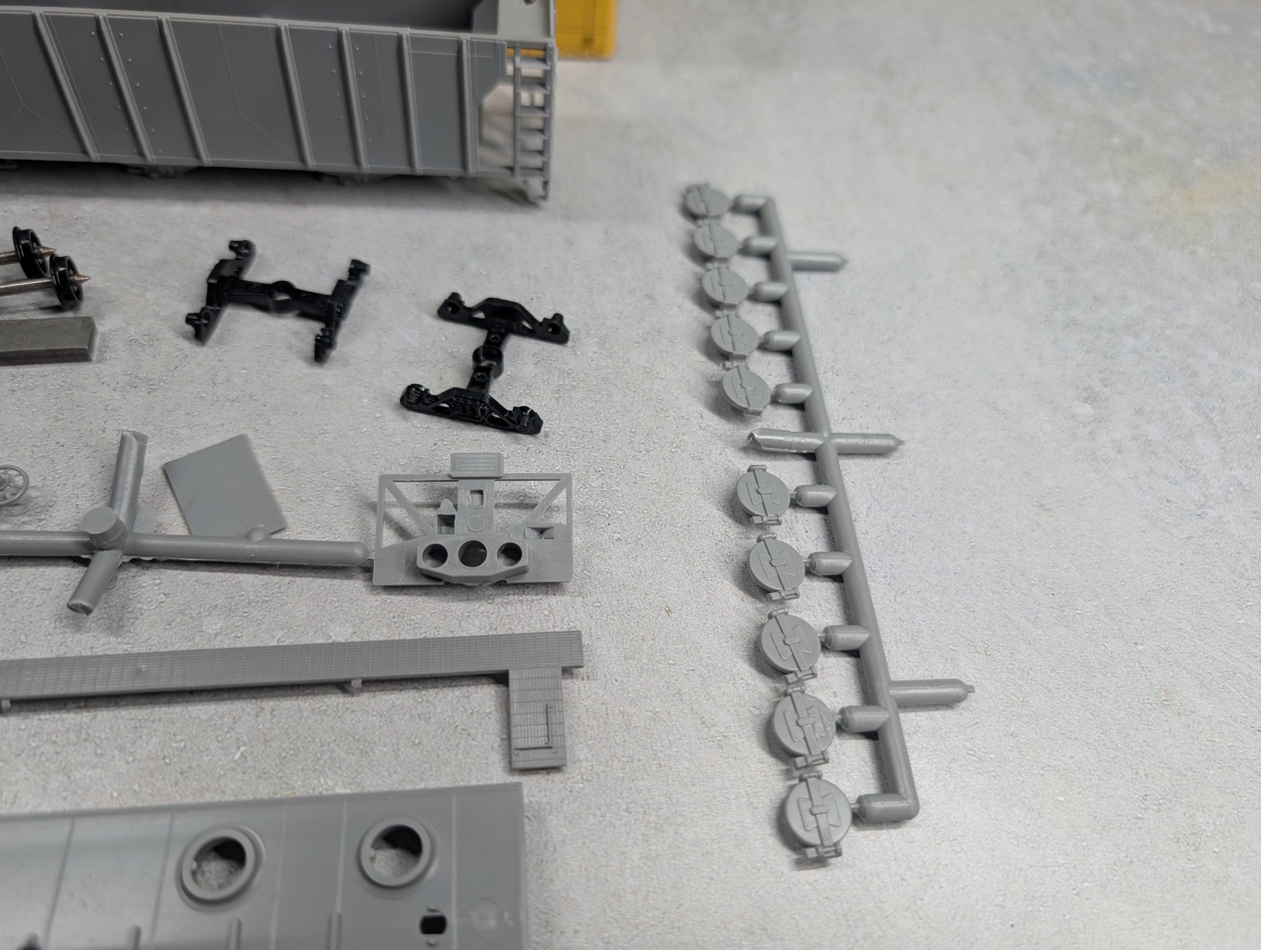 USED E&B Valley HO Scale Covered Hopper Undecorated KIT