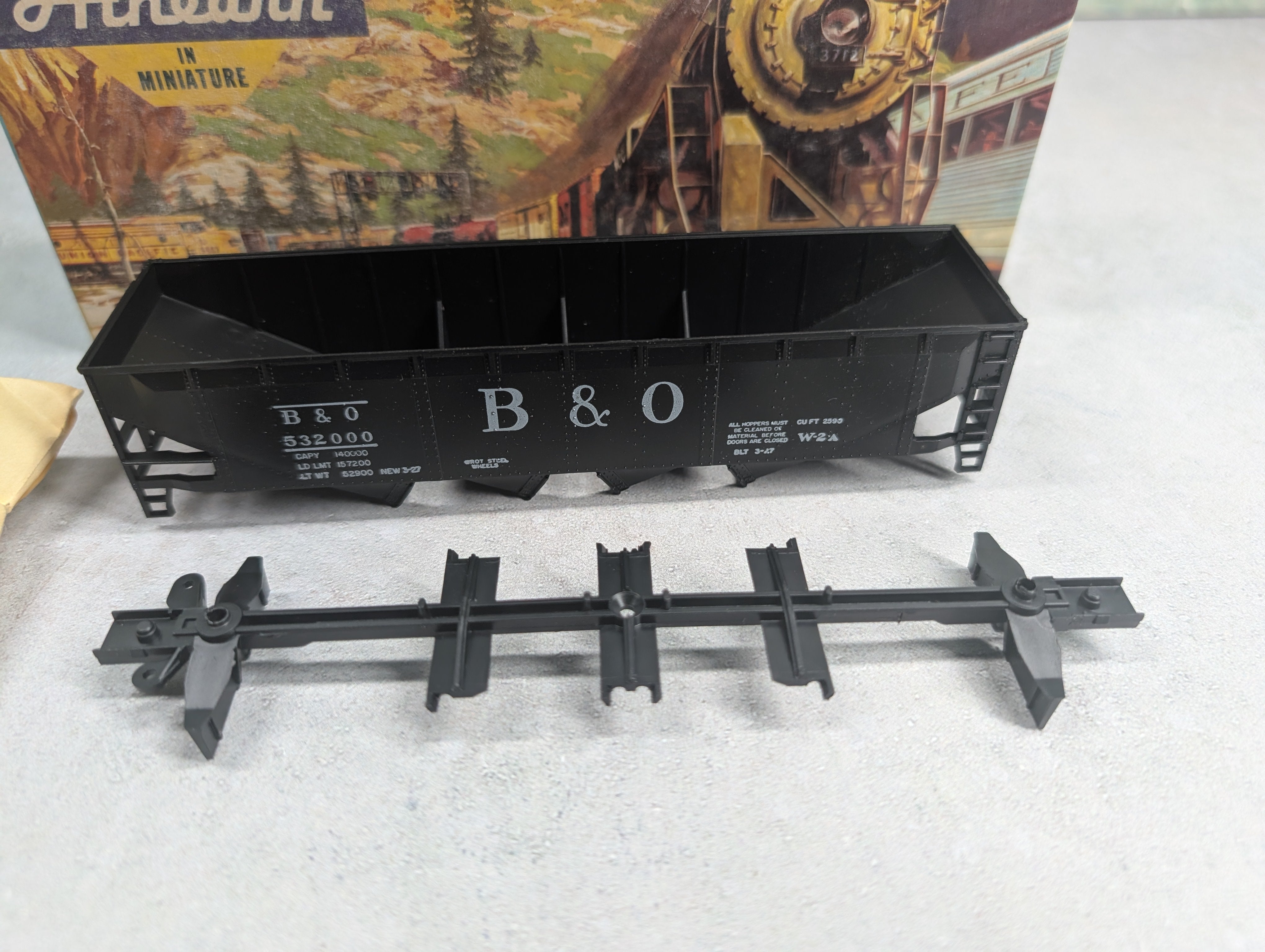 USED Athearn 1753 HO Scale 70 Ton Quad Hopper Baltimore and Ohio B&O #532000 KIT