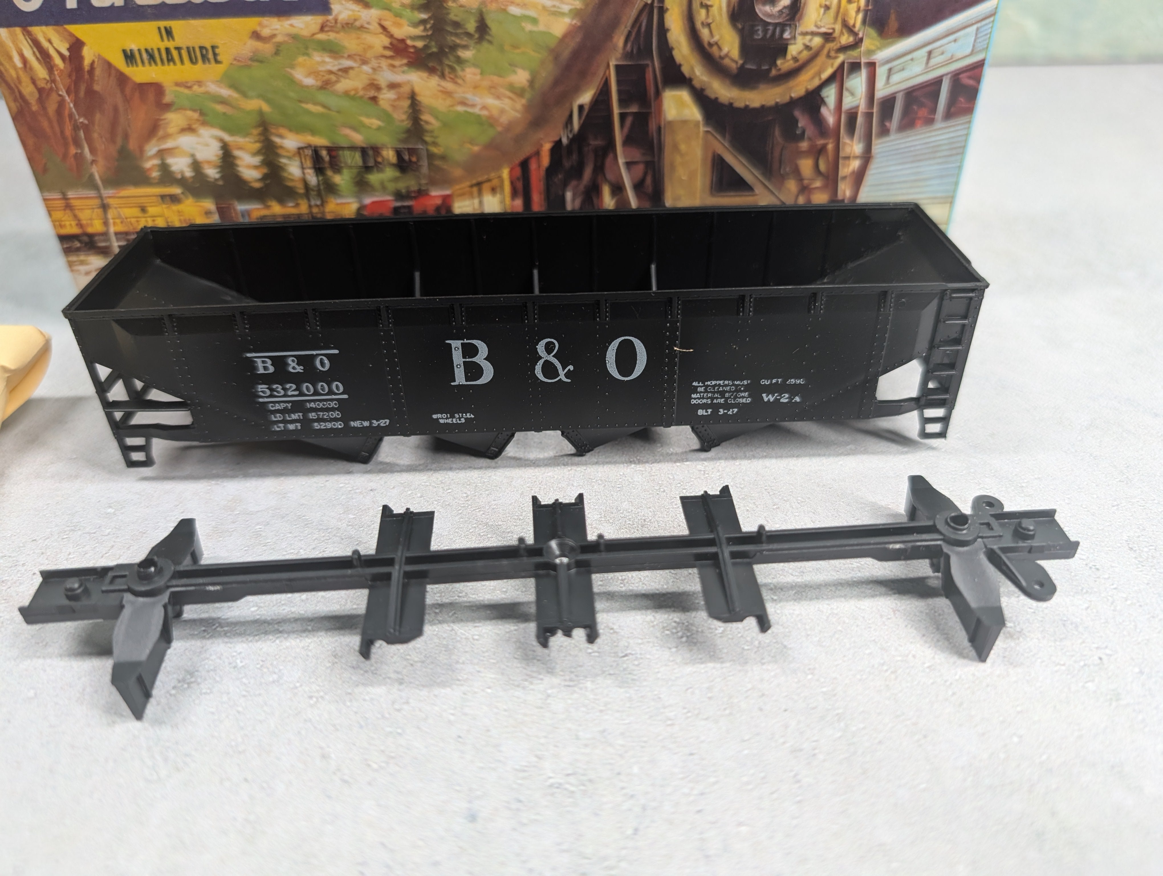 USED Athearn 1753 HO Scale 70 Ton Quad Hopper Baltimore and Ohio B&O #532000 KIT