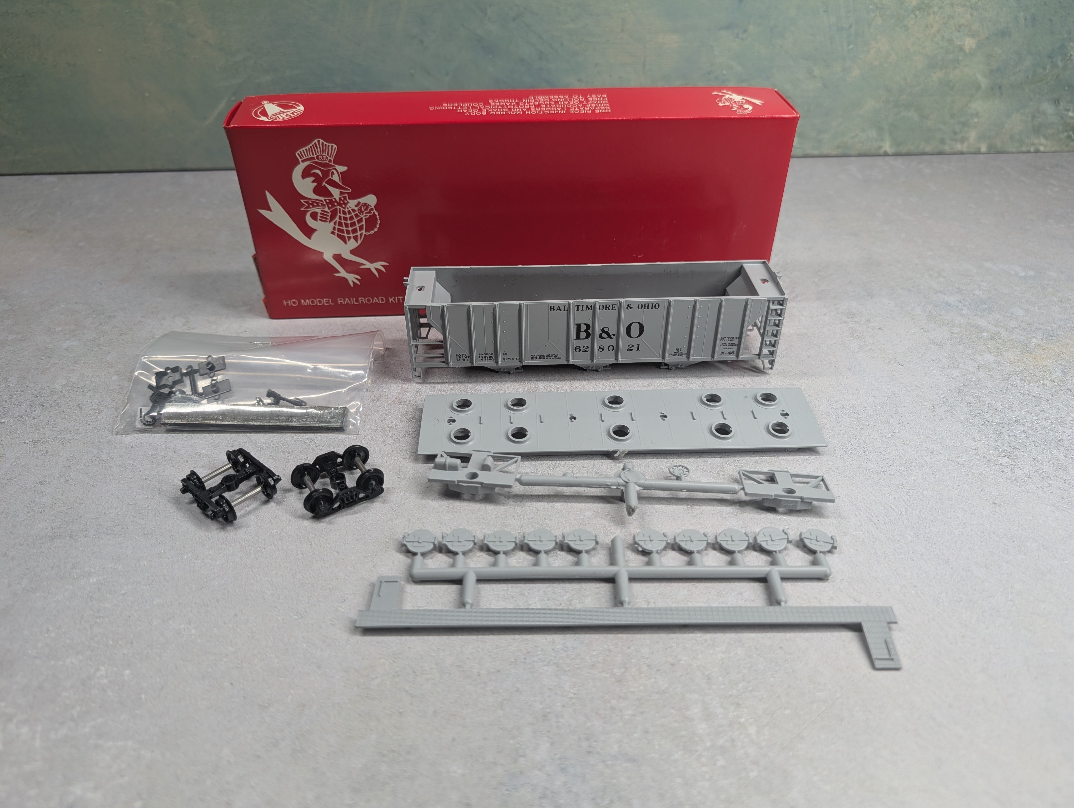 USED Robin's Rails HO Scale PS-2 Covered Hopper Baltimore and Ohio B&O #628021 KIT