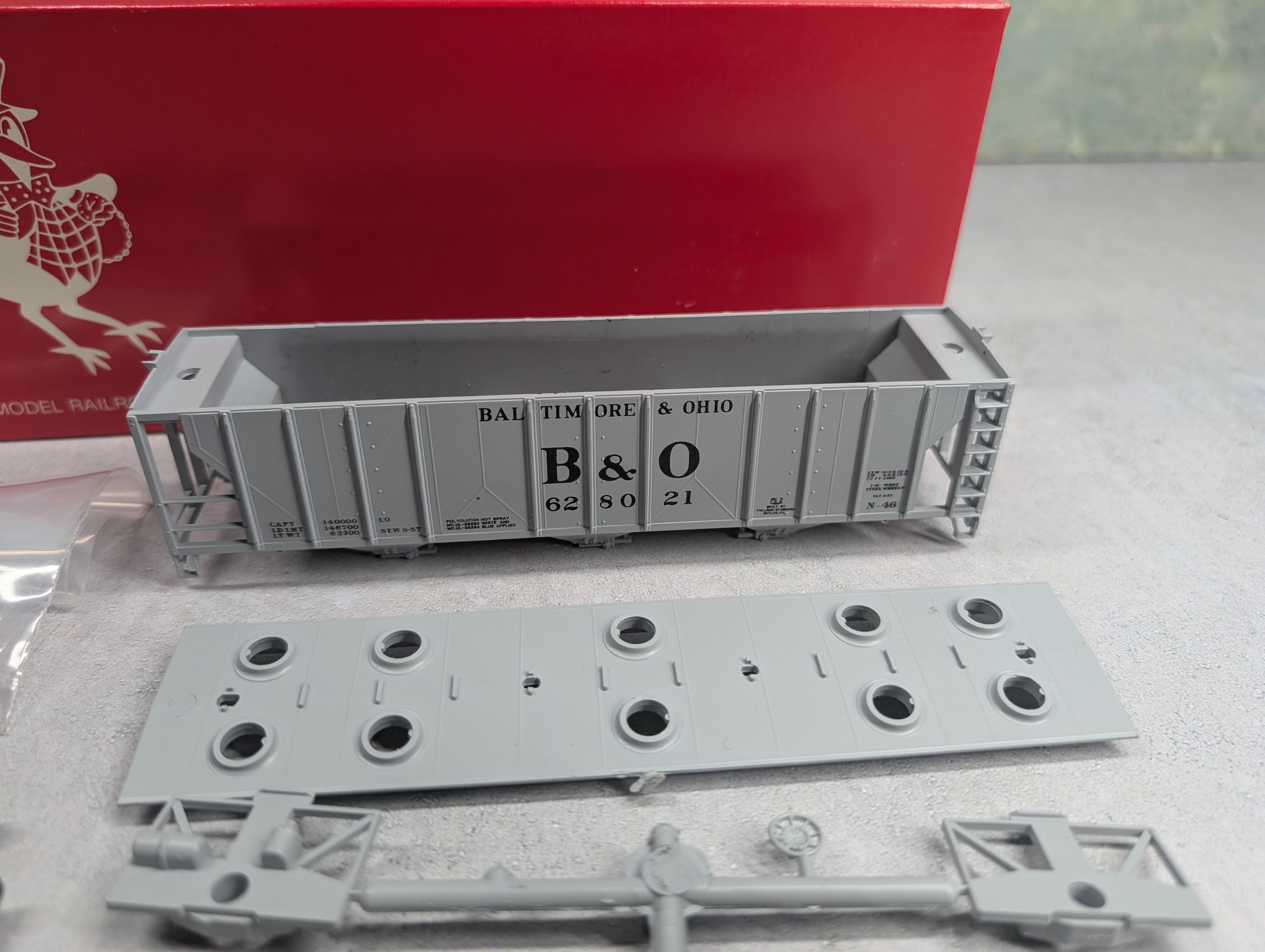 USED Robin's Rails HO Scale PS-2 Covered Hopper Baltimore and Ohio B&O #628021 KIT