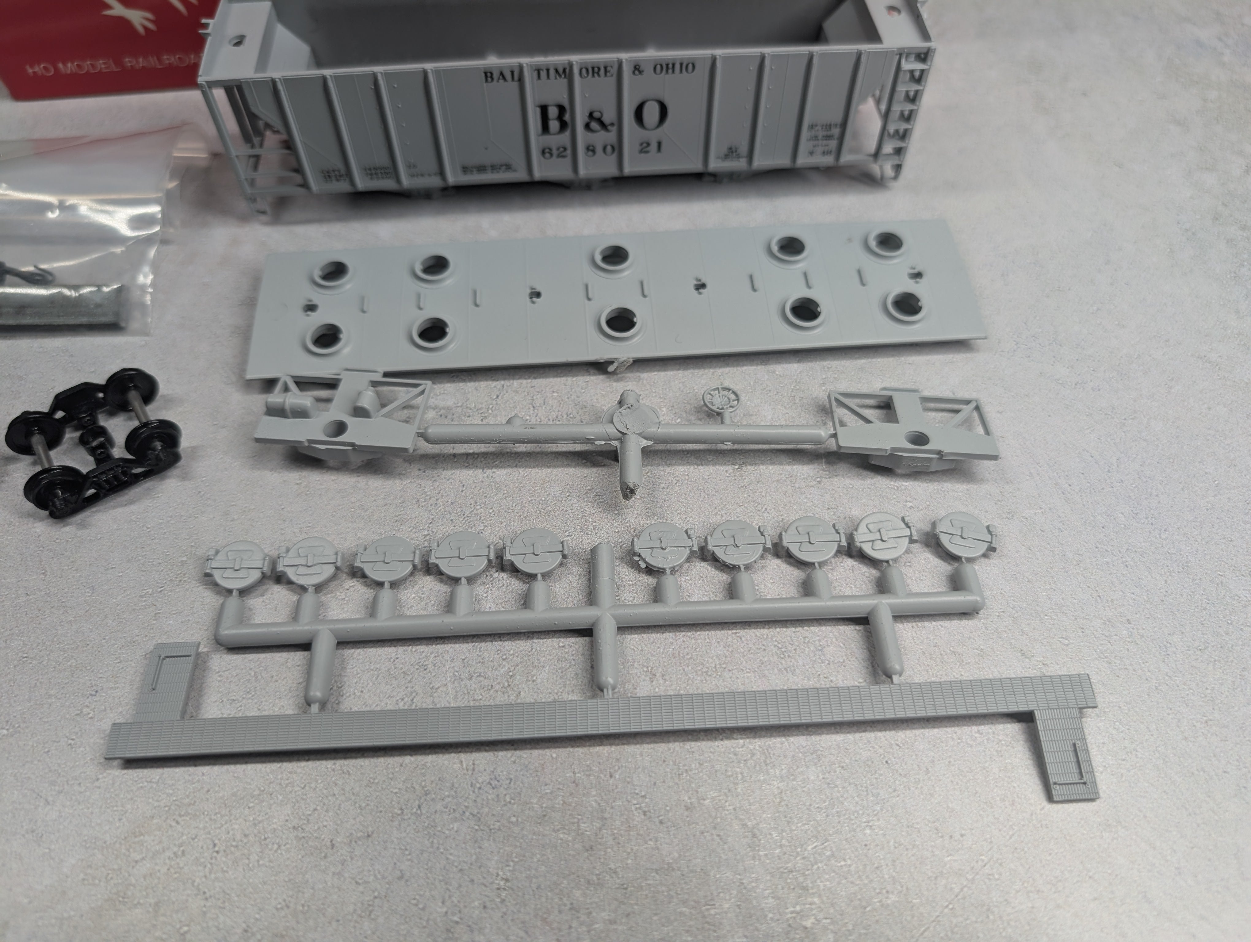 USED Robin's Rails HO Scale PS-2 Covered Hopper Baltimore and Ohio B&O #628021 KIT